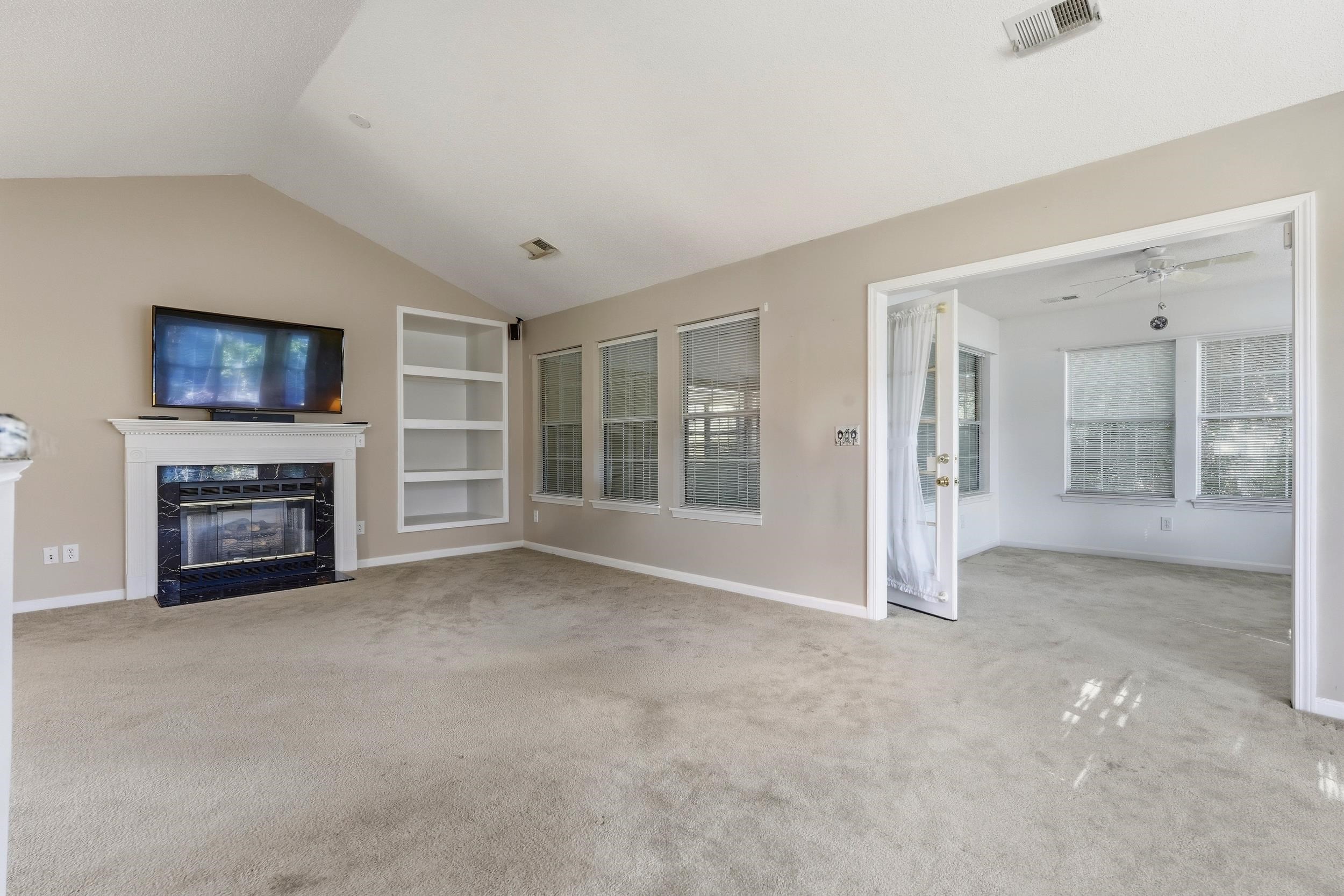 1237 Ambling Way Dr. Property Photo 17