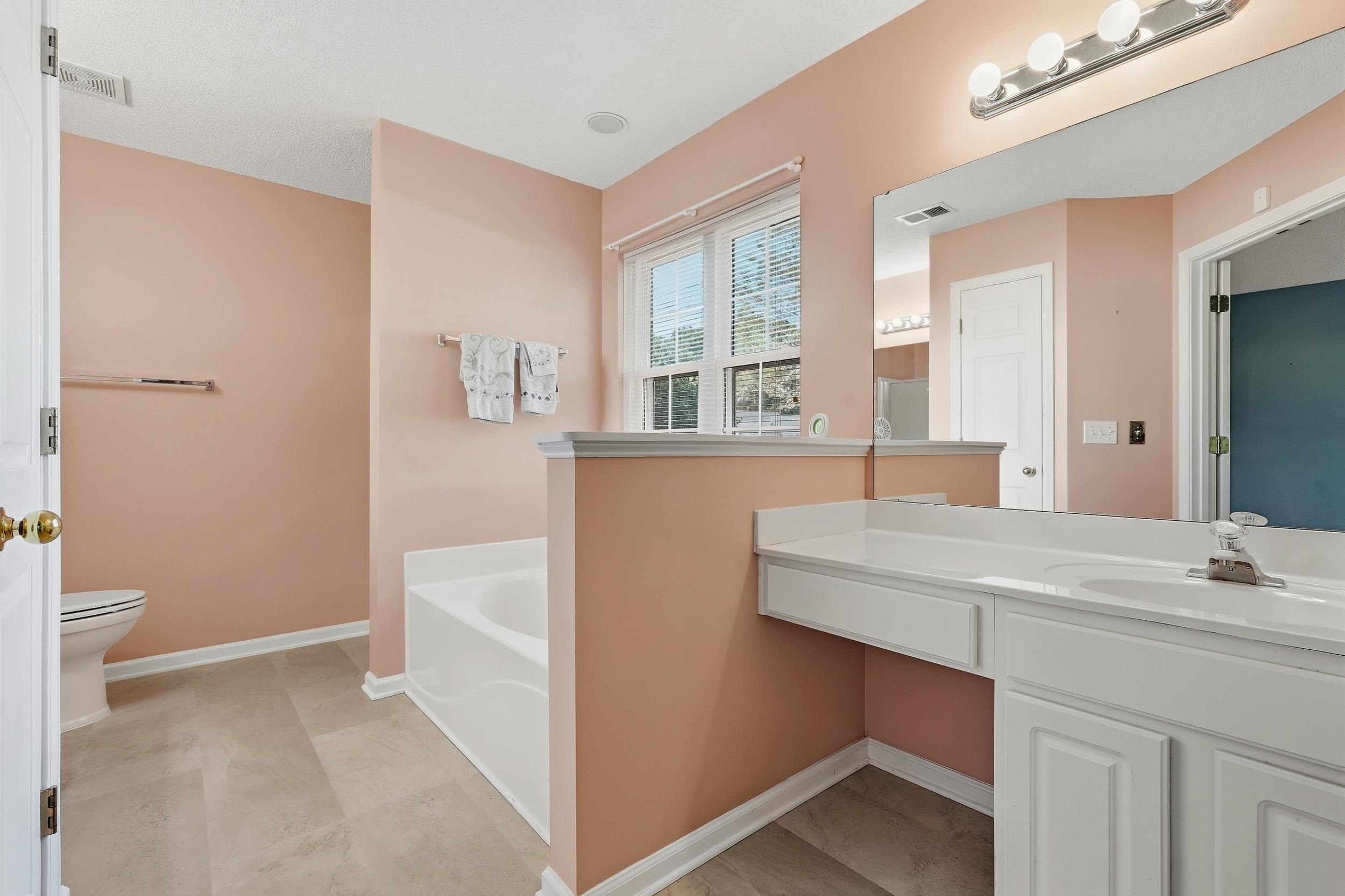 1237 Ambling Way Dr. Property Photo 22