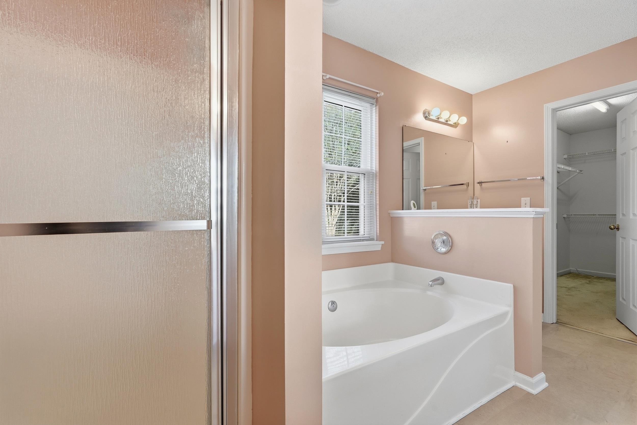 1237 Ambling Way Dr. Property Photo 23