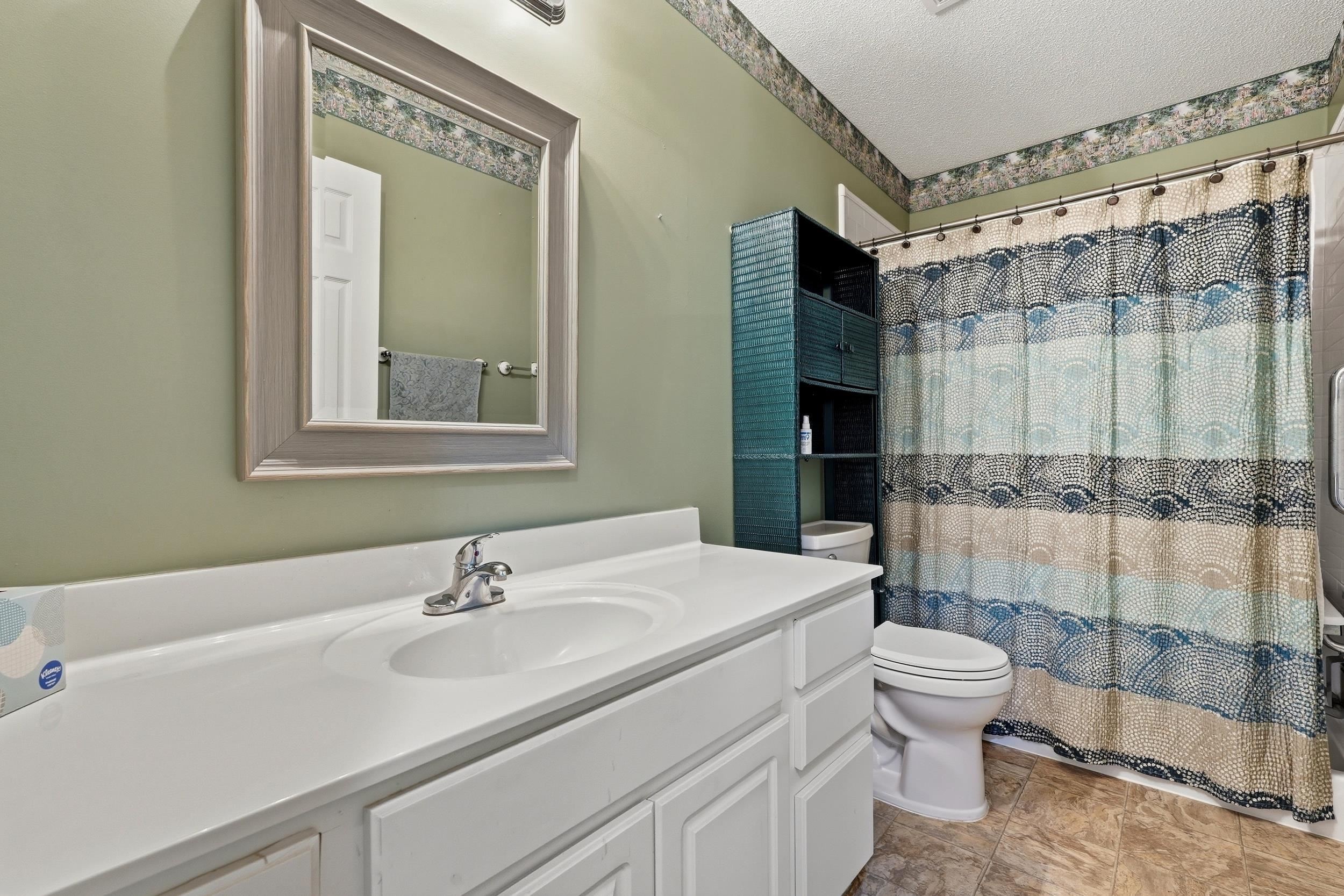 1237 Ambling Way Dr. Property Photo 28