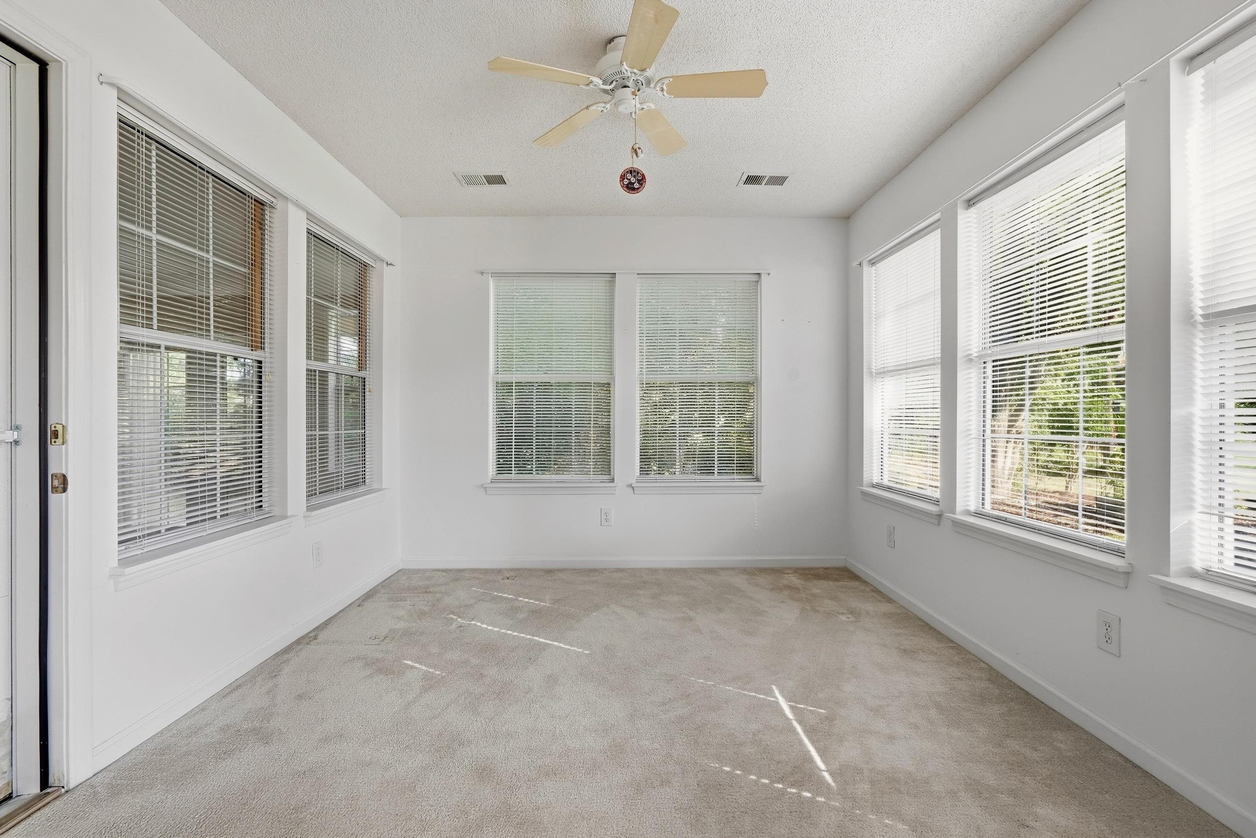 1237 Ambling Way Dr. Property Photo 32