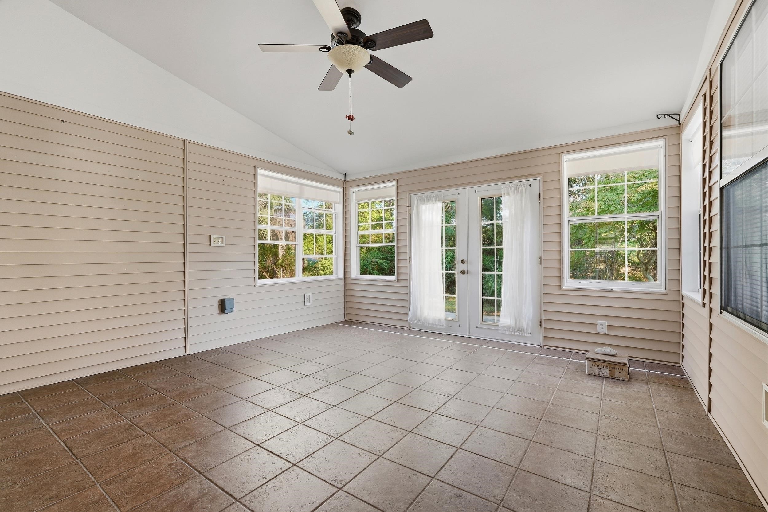 1237 Ambling Way Dr. Property Photo 35