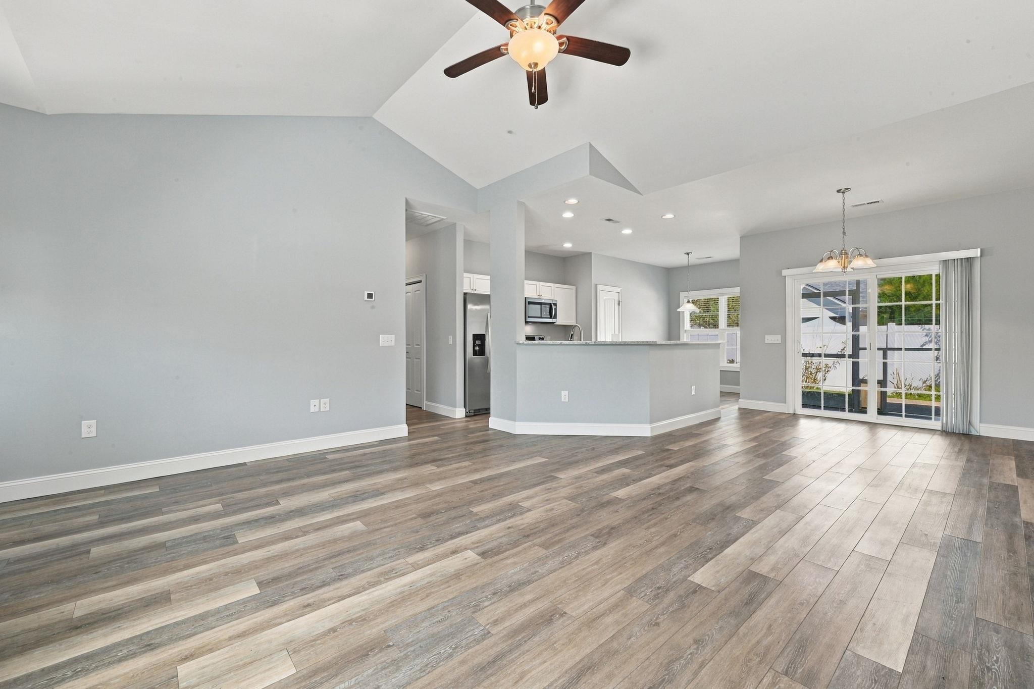 518 Irees Way Property Photo 9