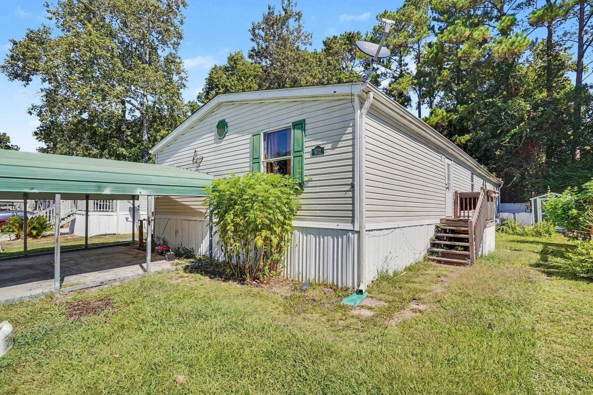 932 Pine Thicket St. Property Photo 3