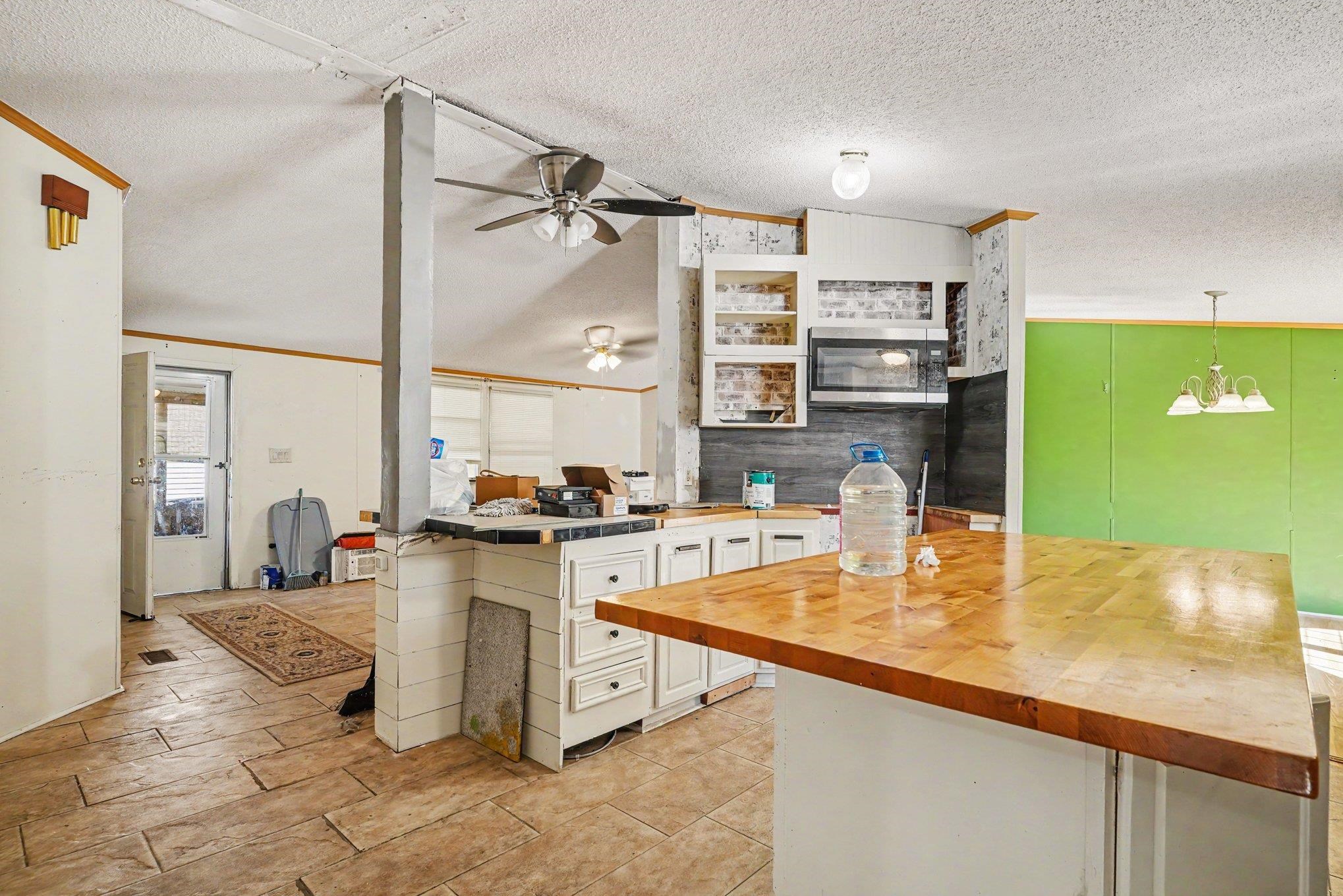 932 Pine Thicket St. Property Photo 9