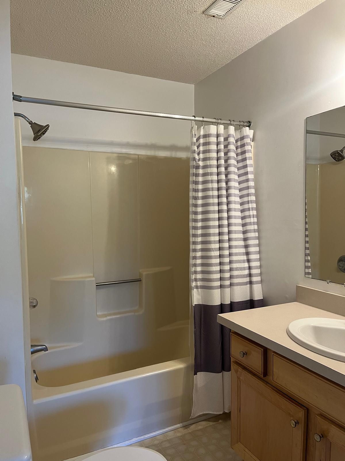 204 Double Eagle Dr. Property Photo 2