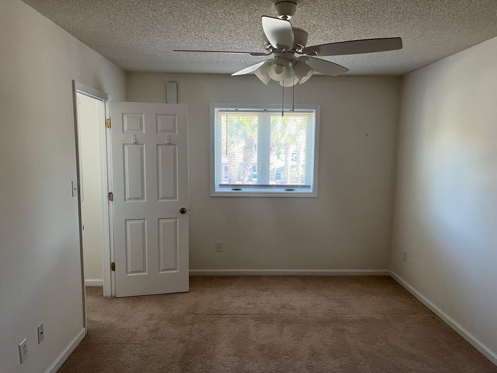 204 Double Eagle Dr. Property Photo 3