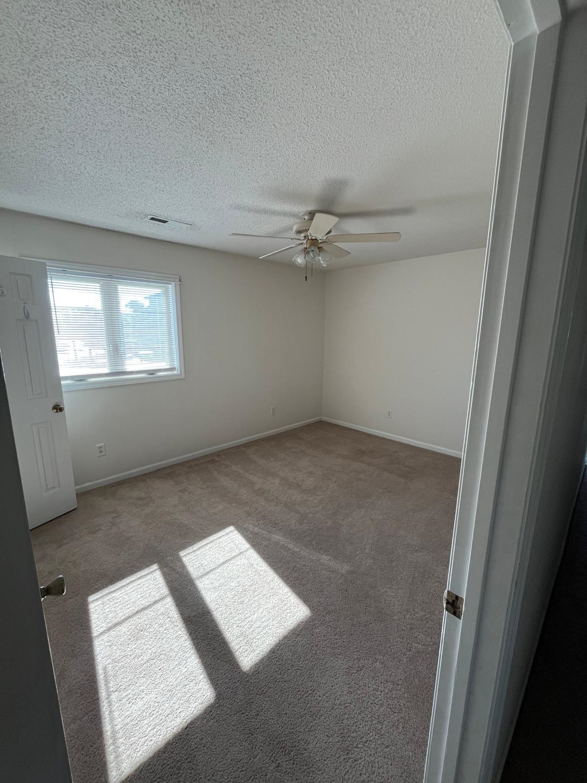 204 Double Eagle Dr. Property Photo 6