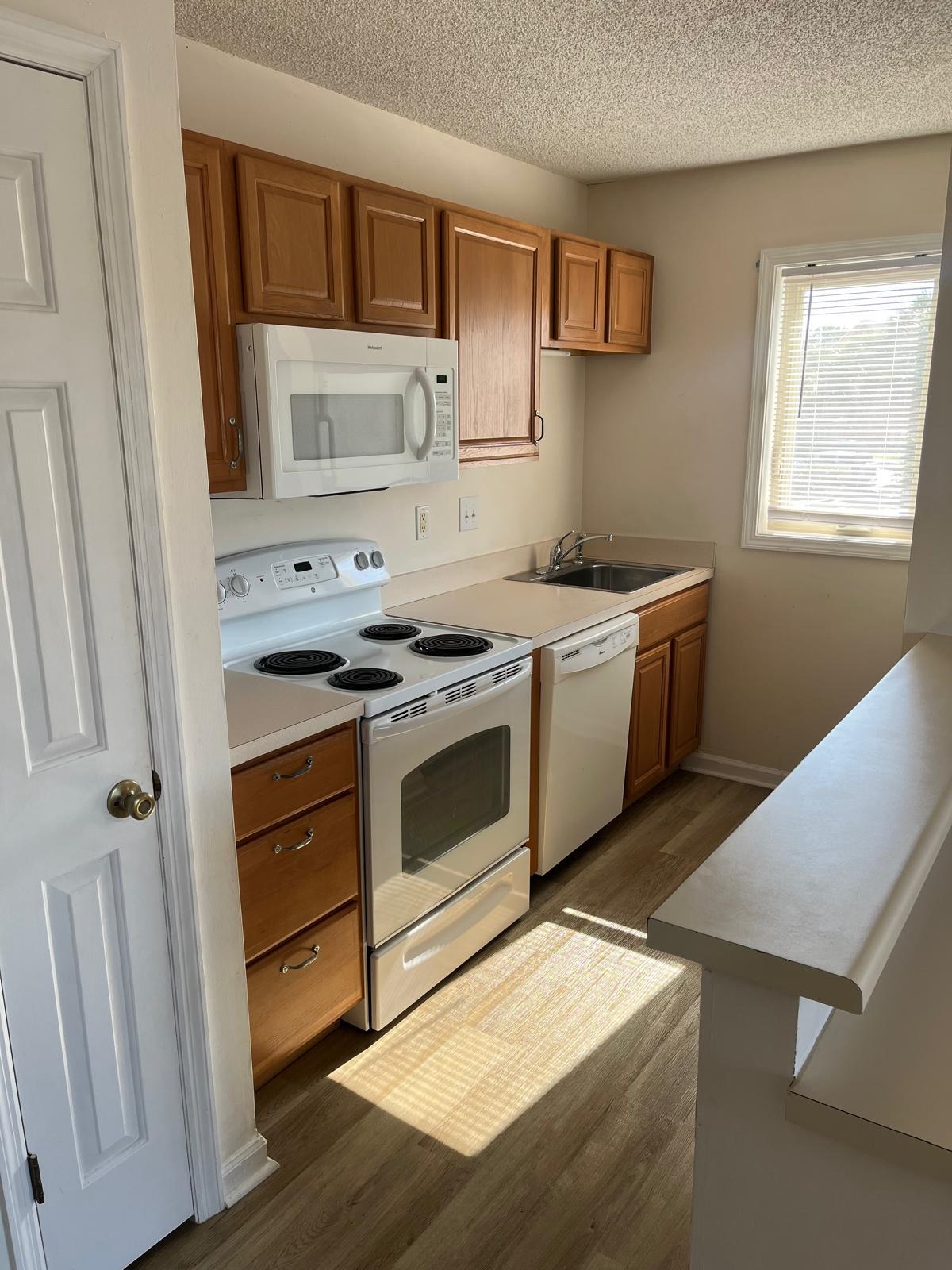 204 Double Eagle Dr. Property Photo 12
