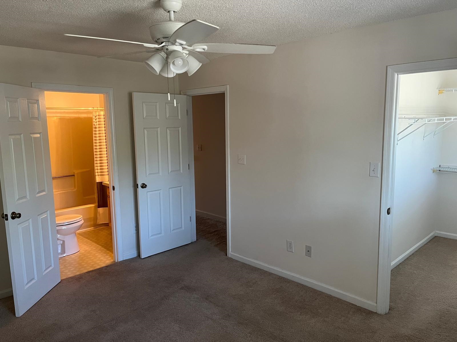 204 Double Eagle Dr. Property Photo 16