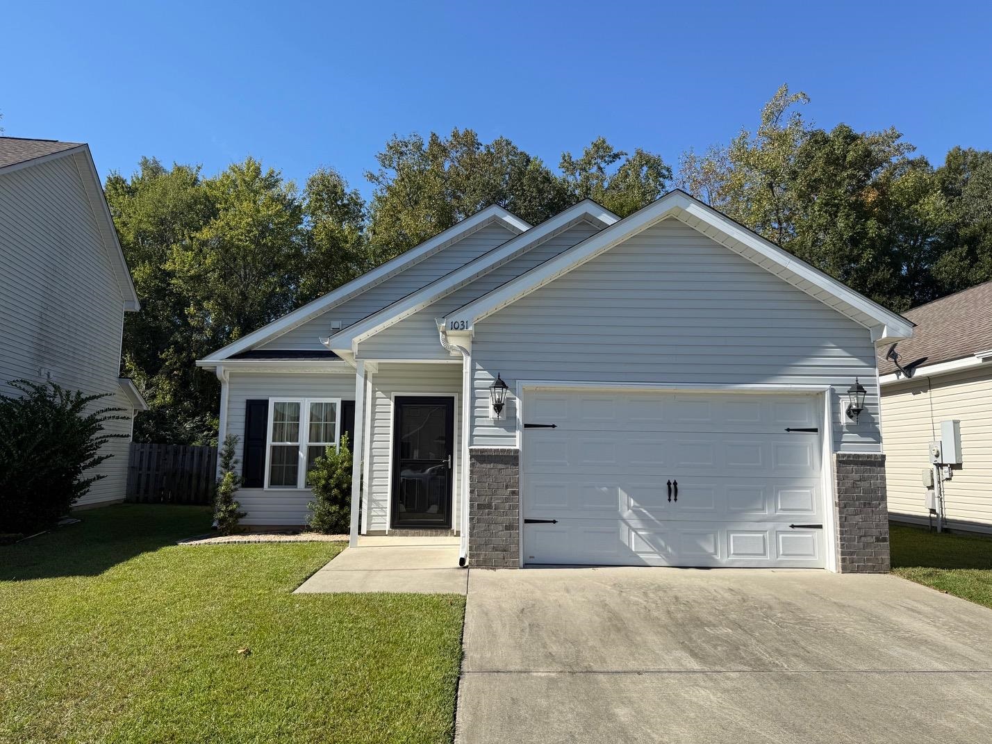 1031 Oglethorpe Dr. Property Photo 1