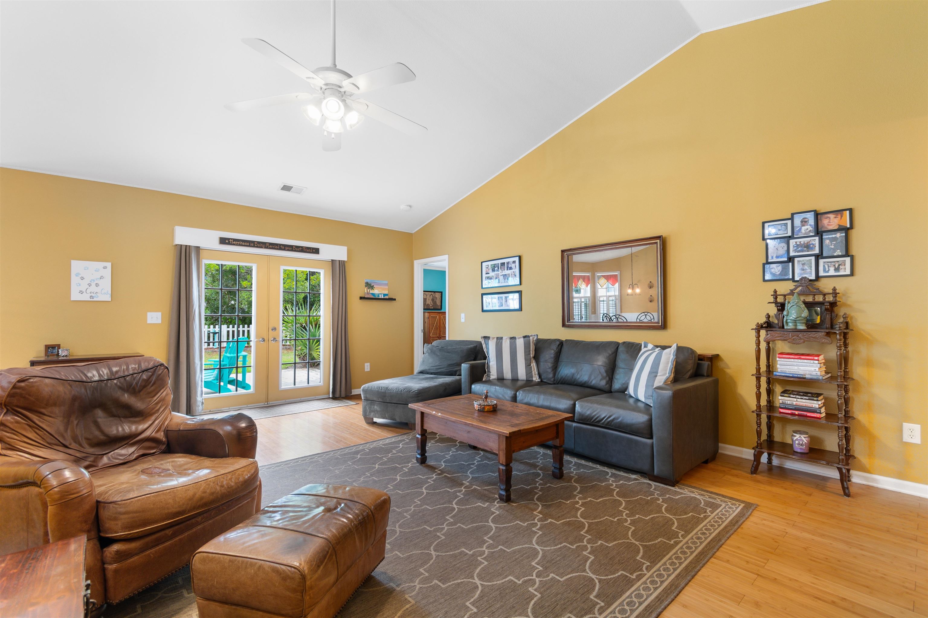 636 Pepperbush Dr. Property Photo 10