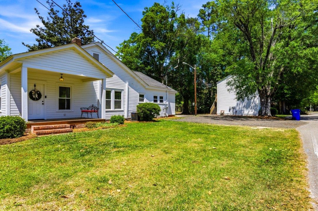 1300 Main St. Property Photo 24