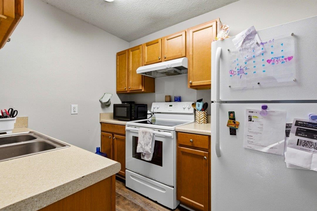 1300 Main St. Property Photo 32