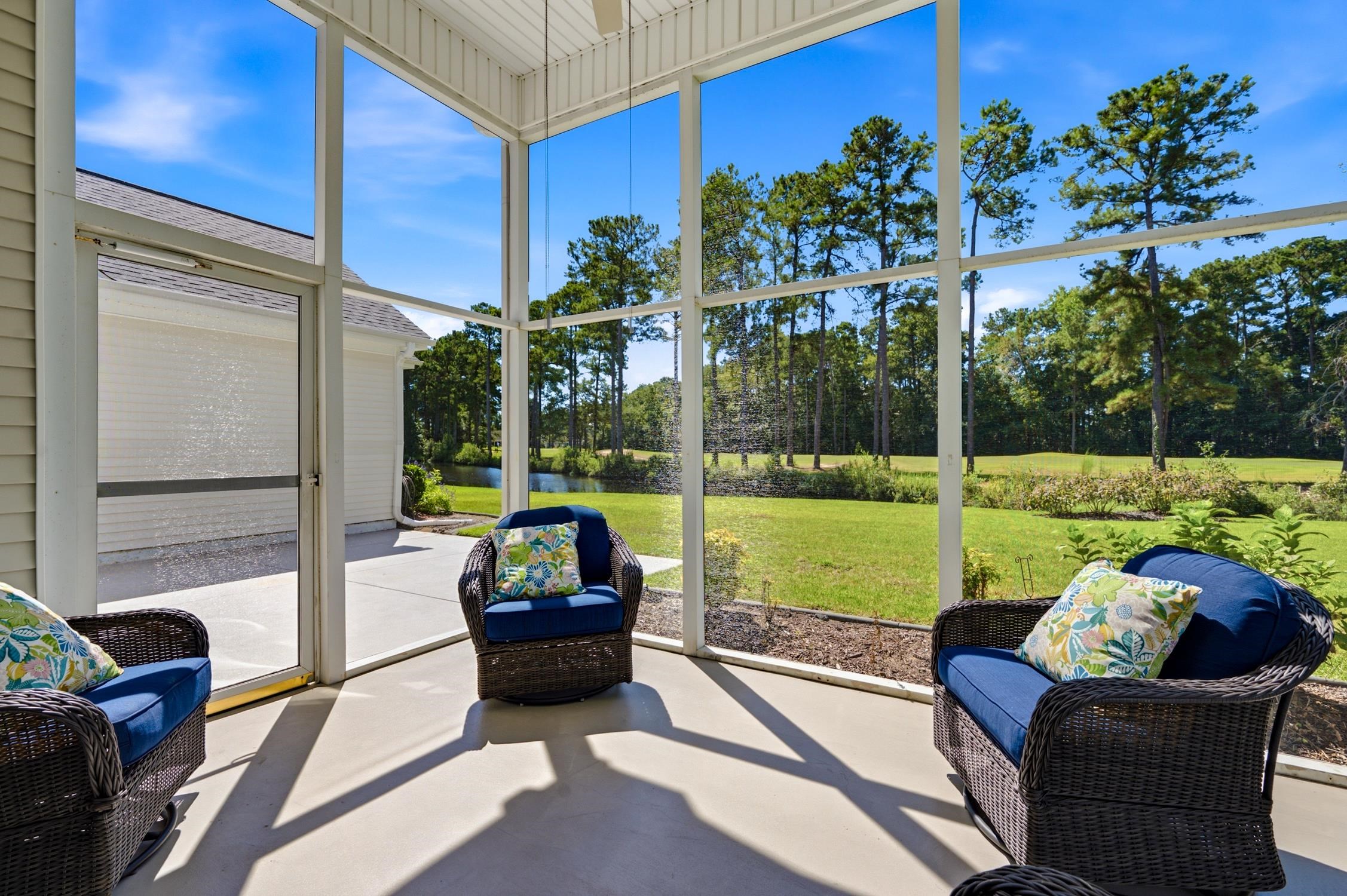 147 Wicklow Dr. Property Photo 33