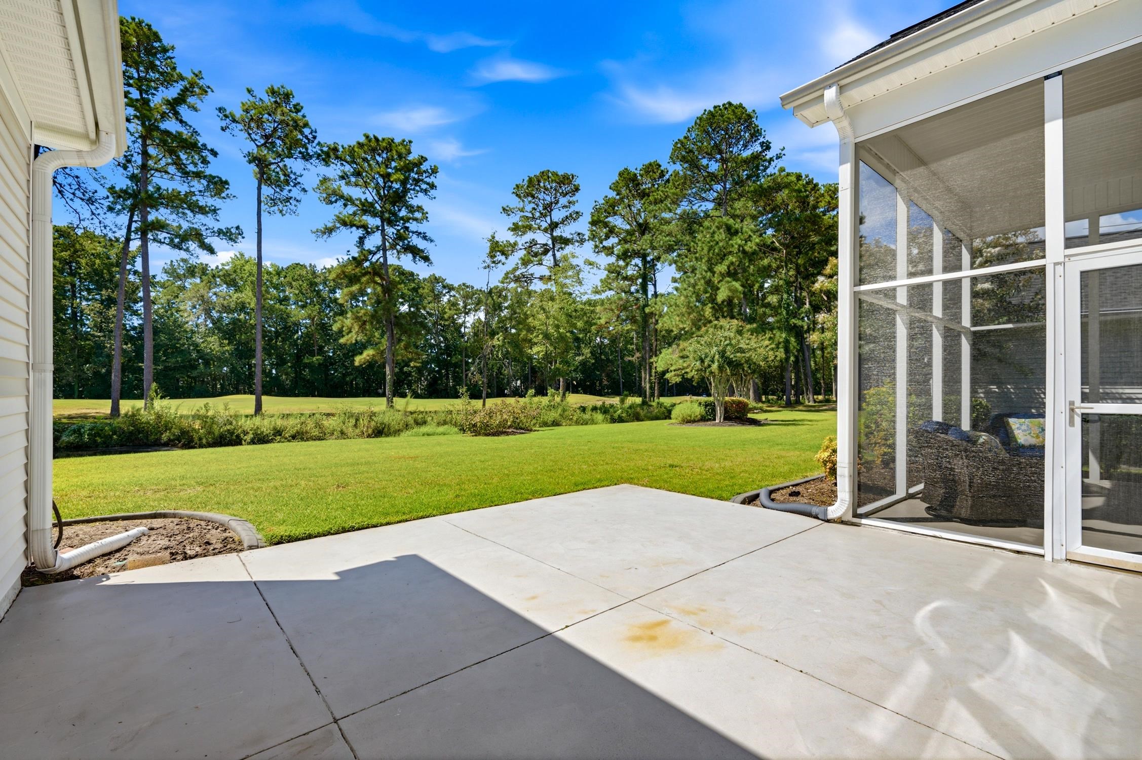 147 Wicklow Dr. Property Photo 34