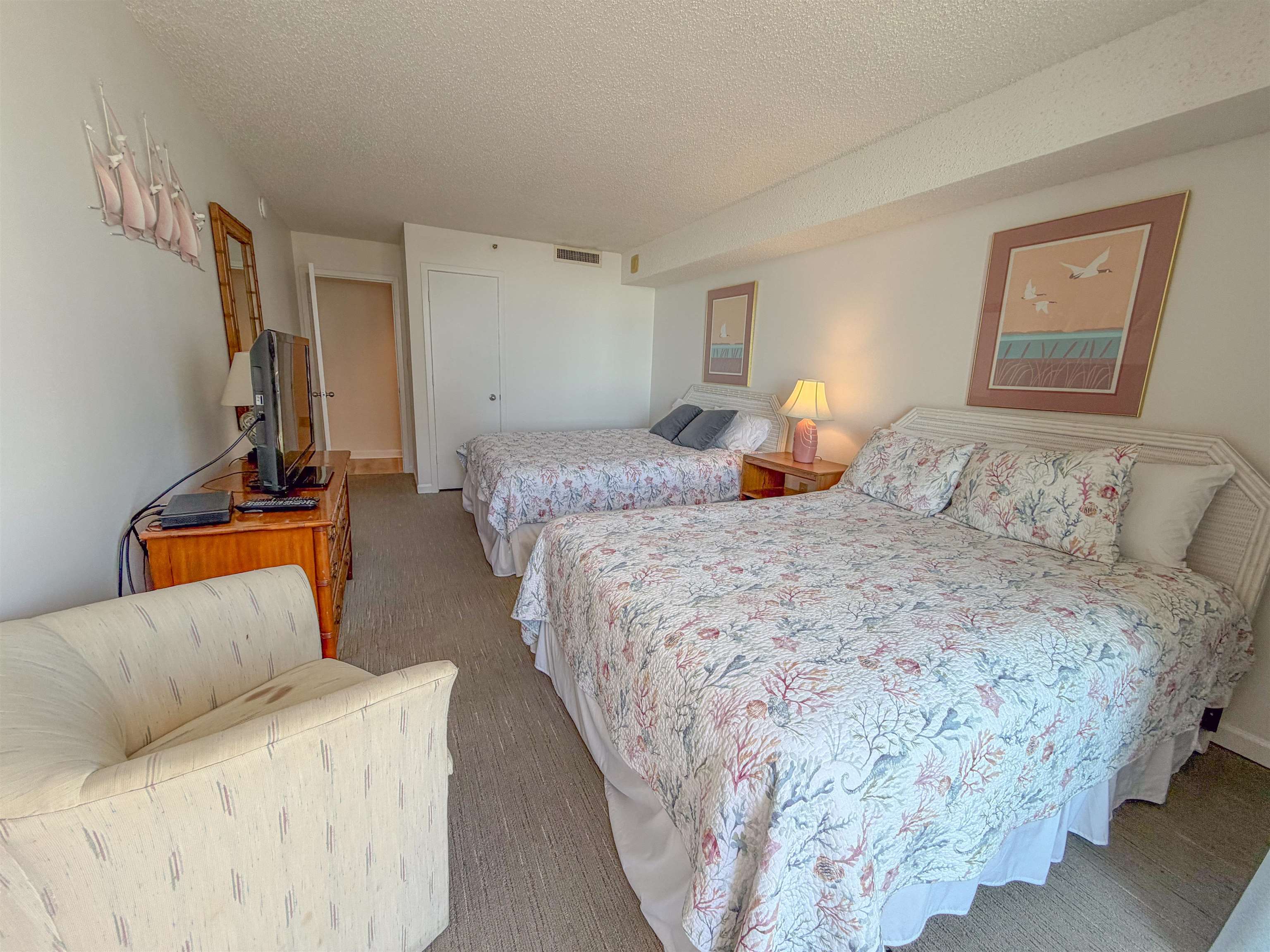 9820 Queensway Blvd. Property Photo 23