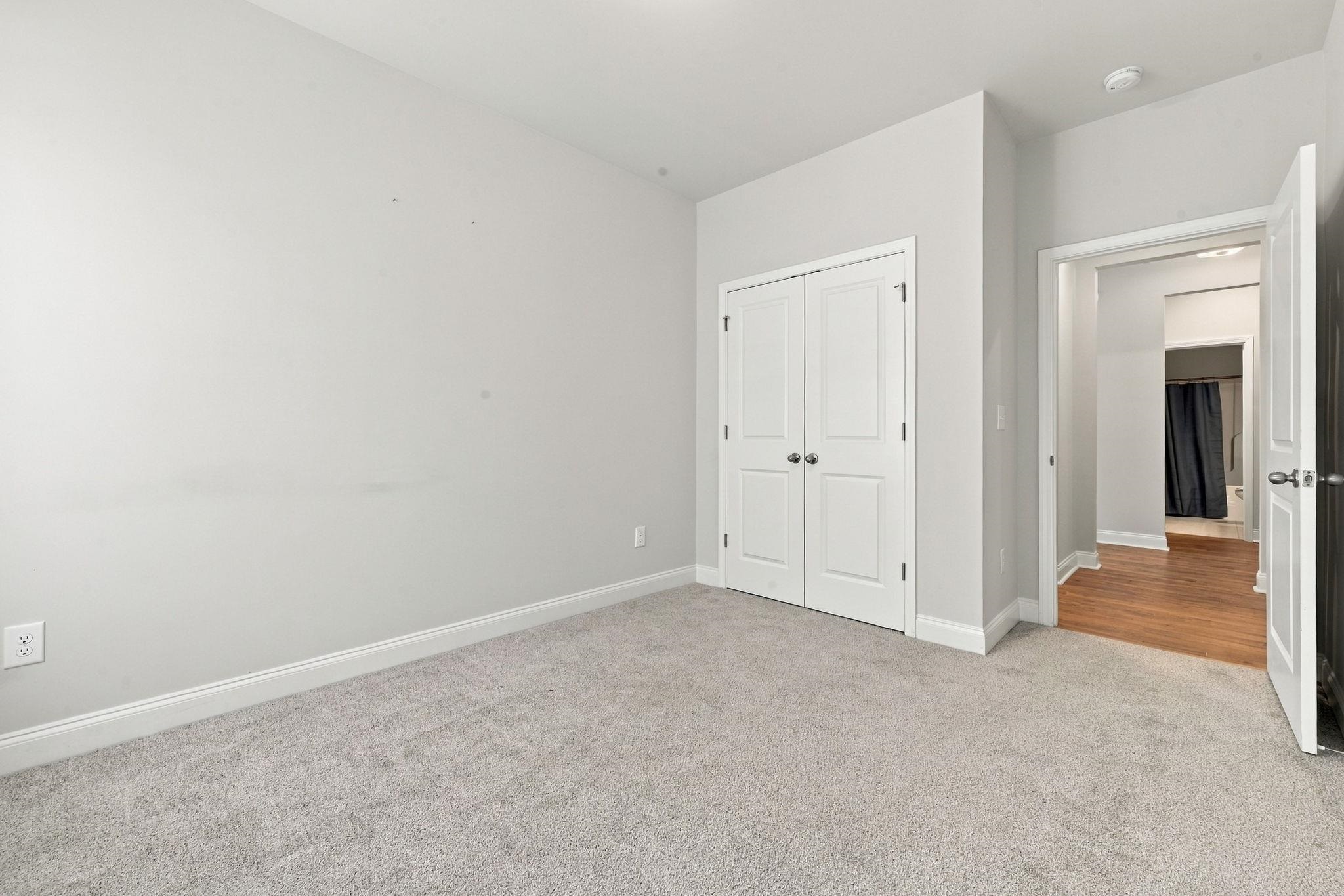 2823 Spain Ln. Property Photo 22