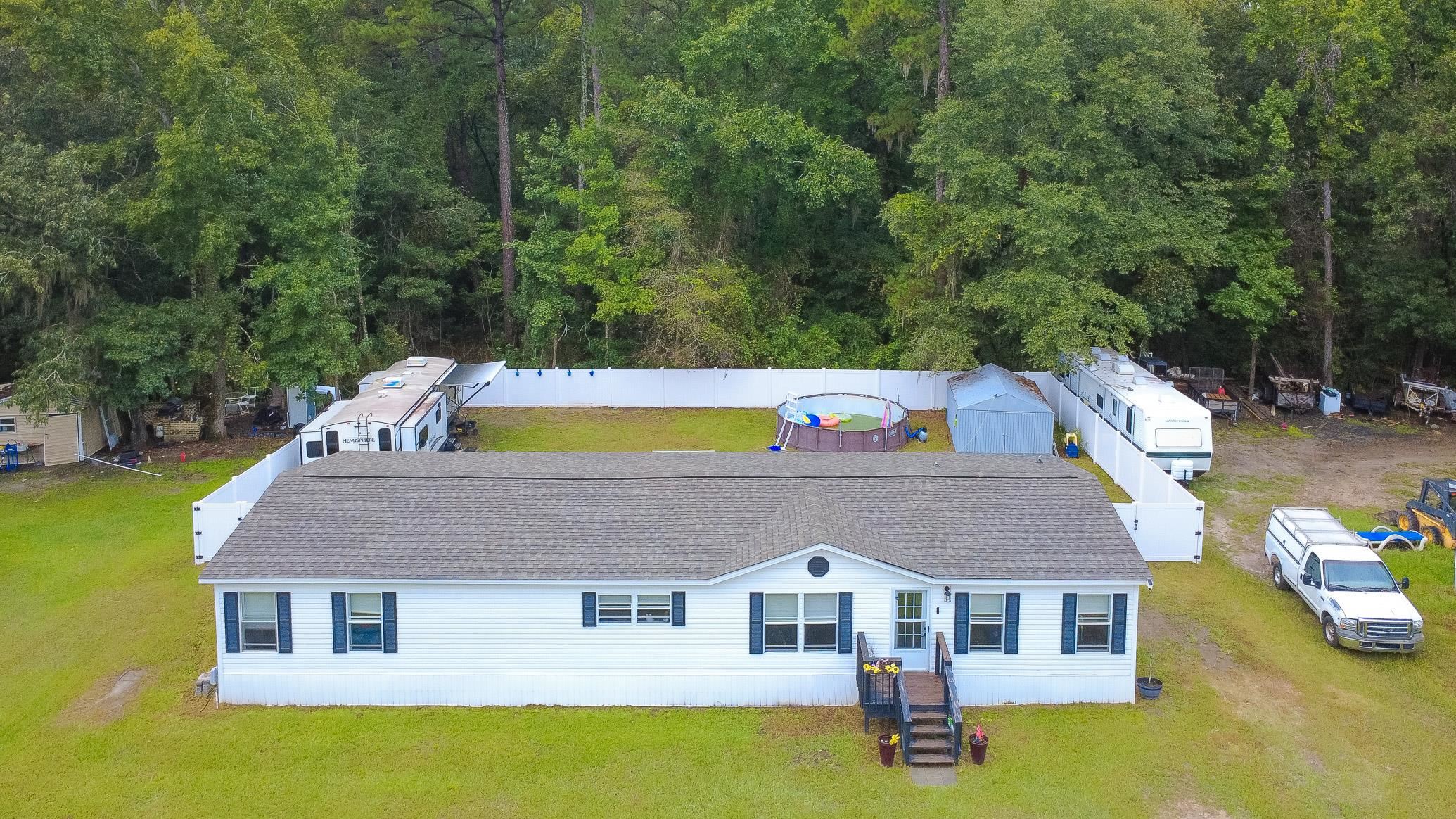 1970 Gemini Circle Property Photo 1
