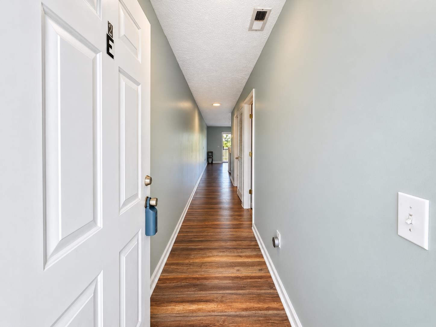 597 Blue River Ct. Property Photo 2