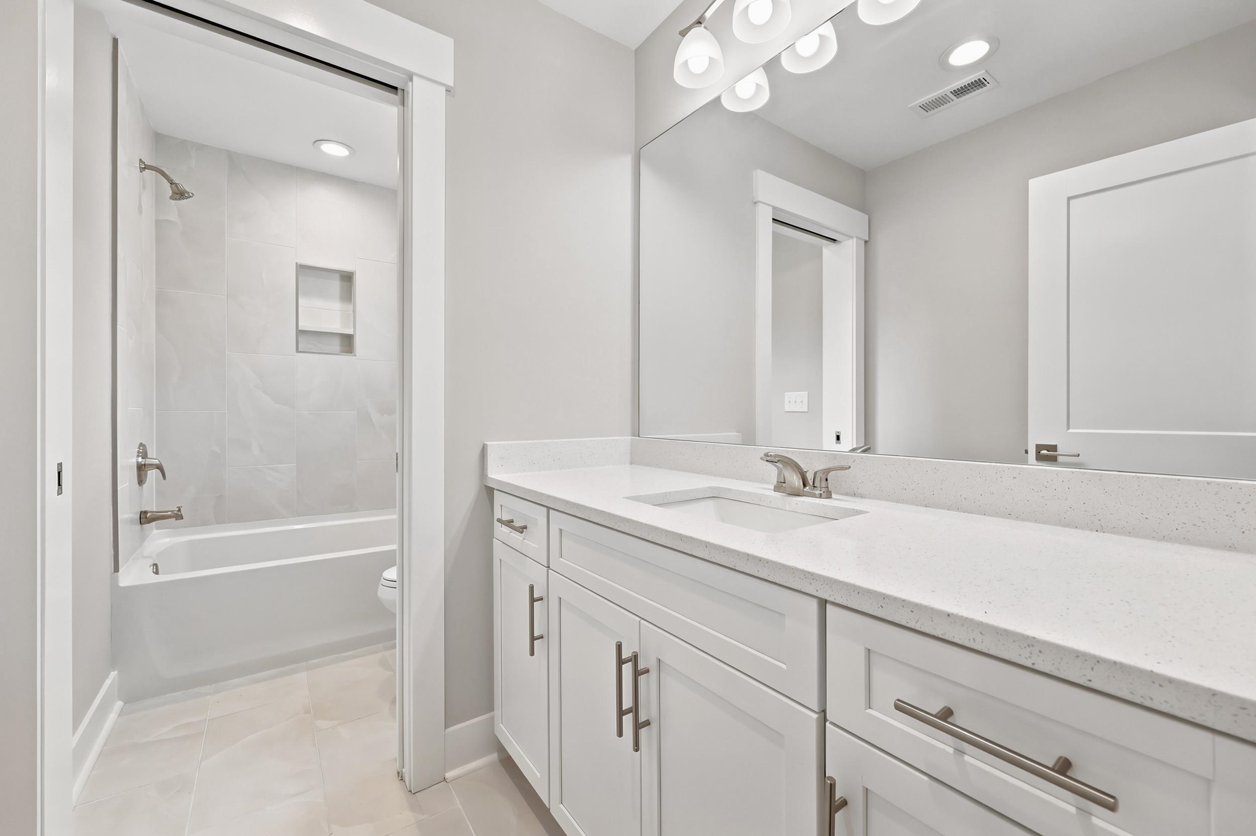 2012 Spring Valley Ct. Property Photo 30