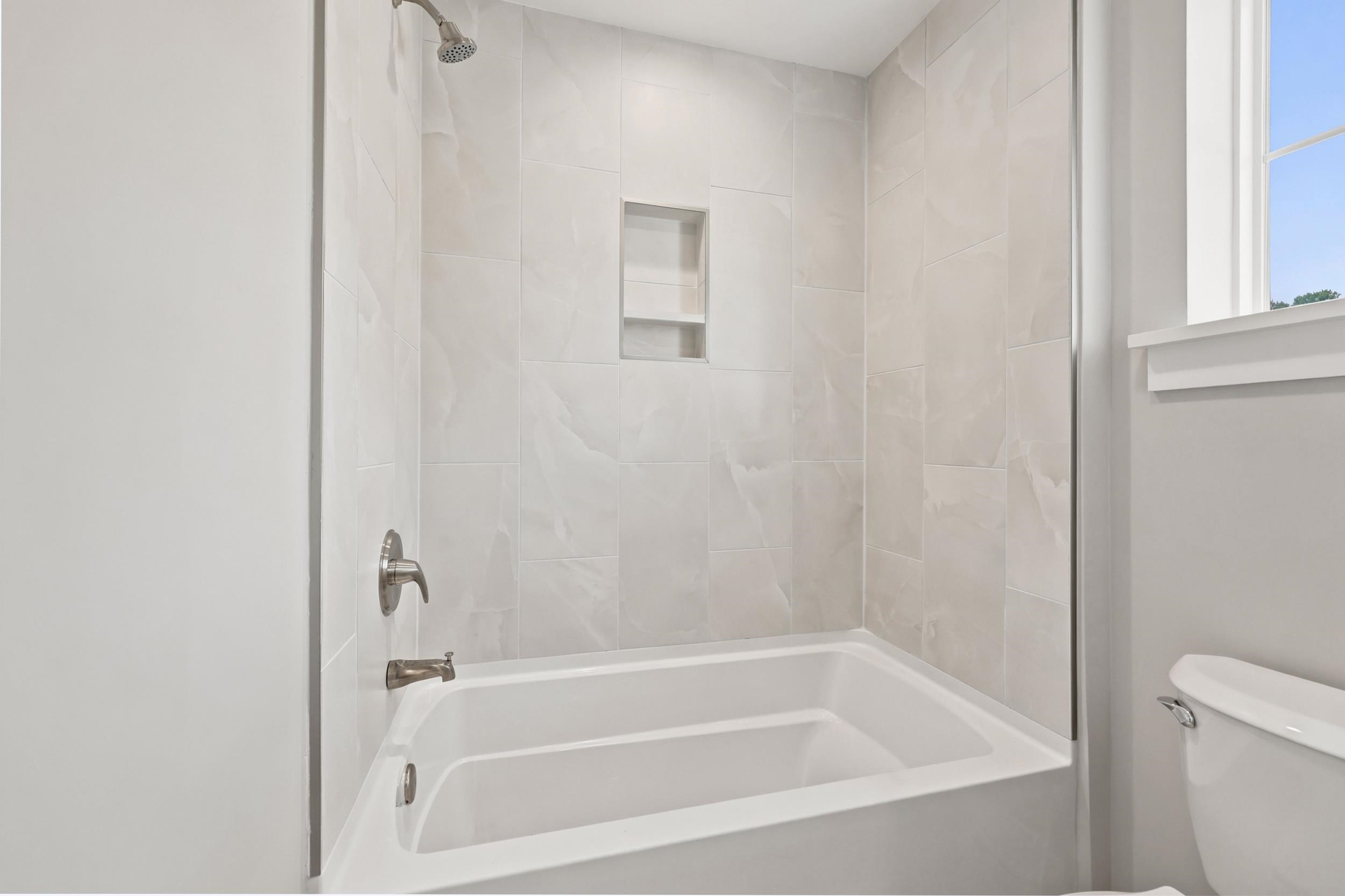 2012 Spring Valley Ct. Property Photo 31