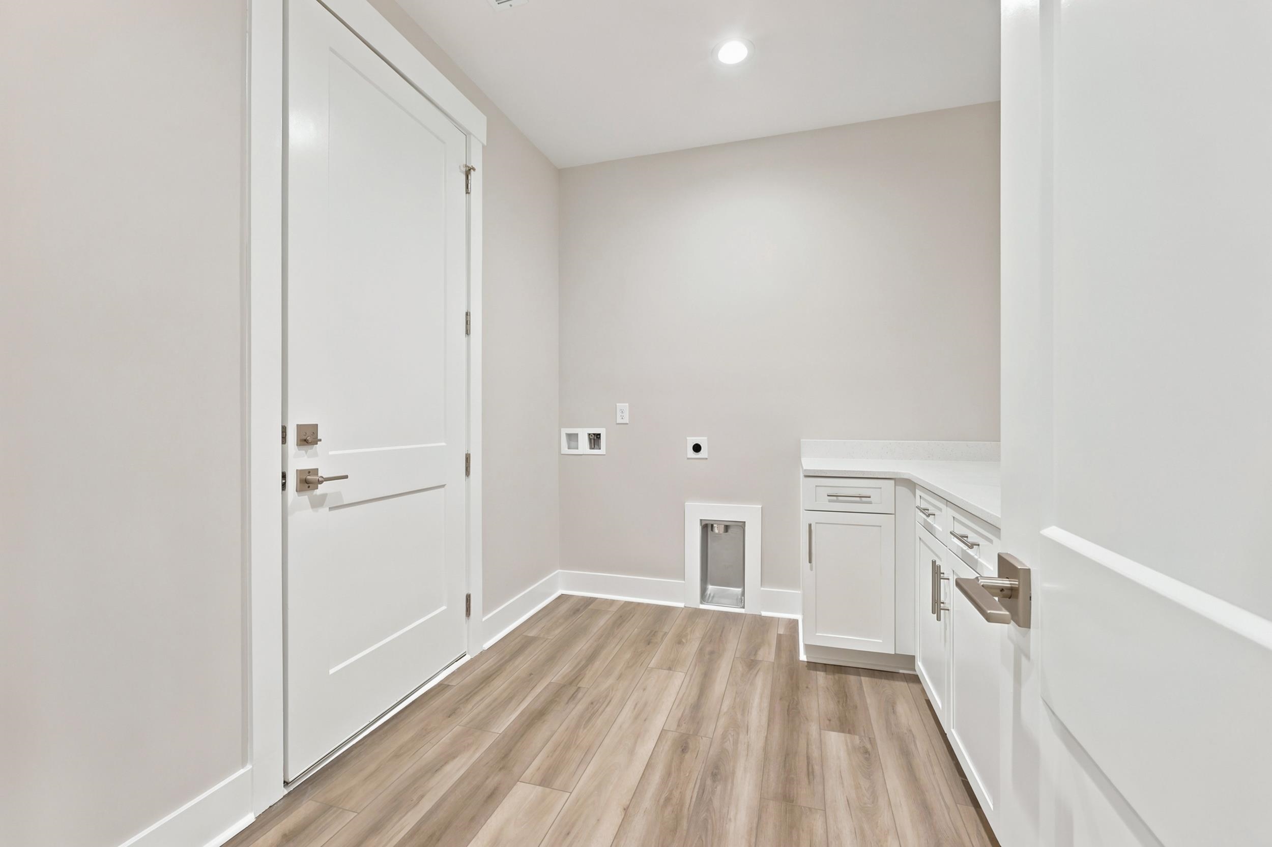2012 Spring Valley Ct. Property Photo 57