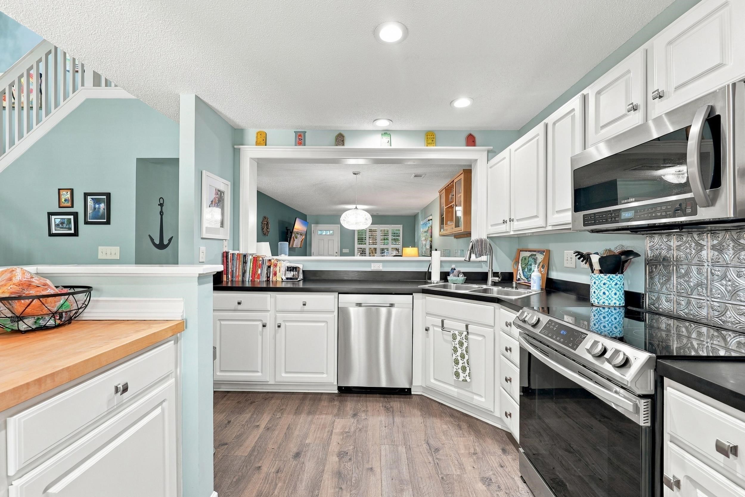 1158 Stanton Pl. Property Photo 6