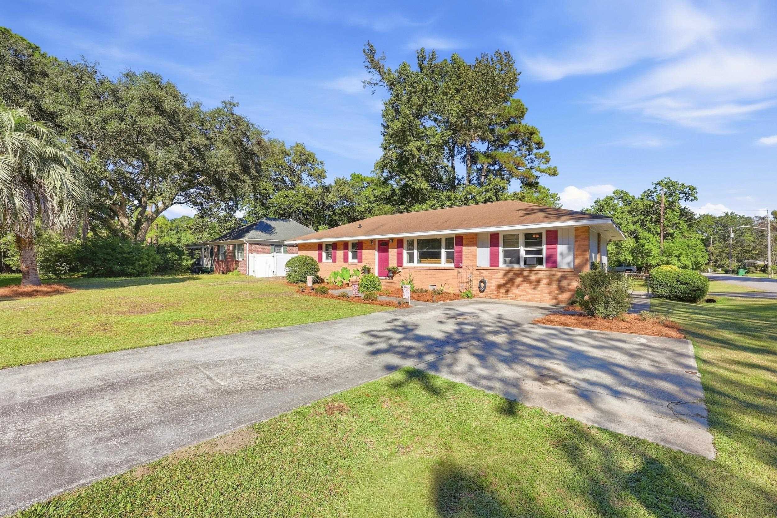 2501 Withers St. Property Photo 3