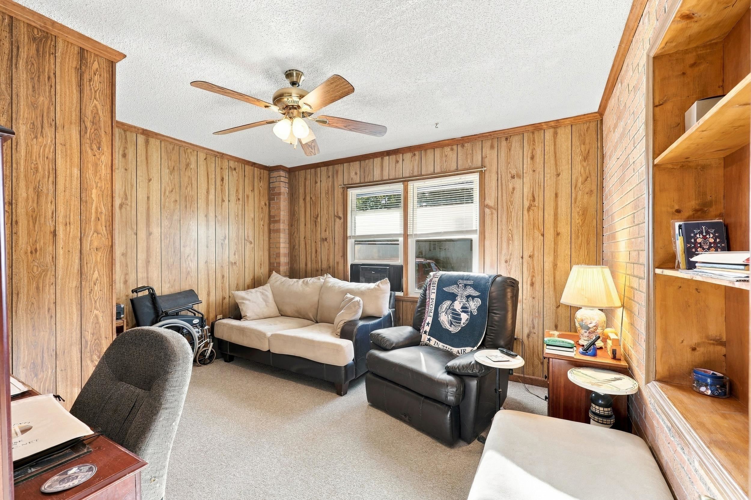 2501 Withers St. Property Photo 15