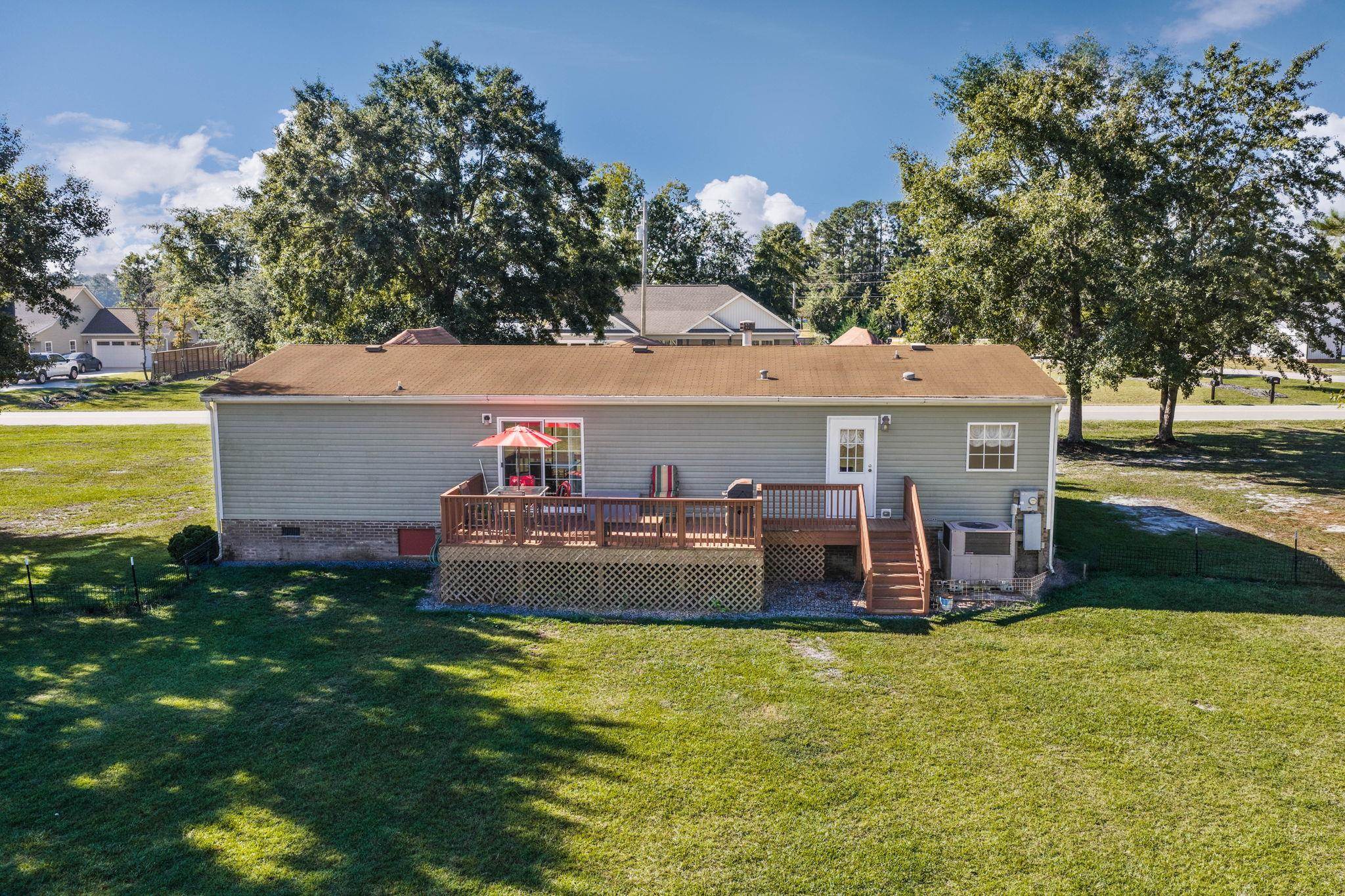 3286 B And S Rd. Property Photo 6
