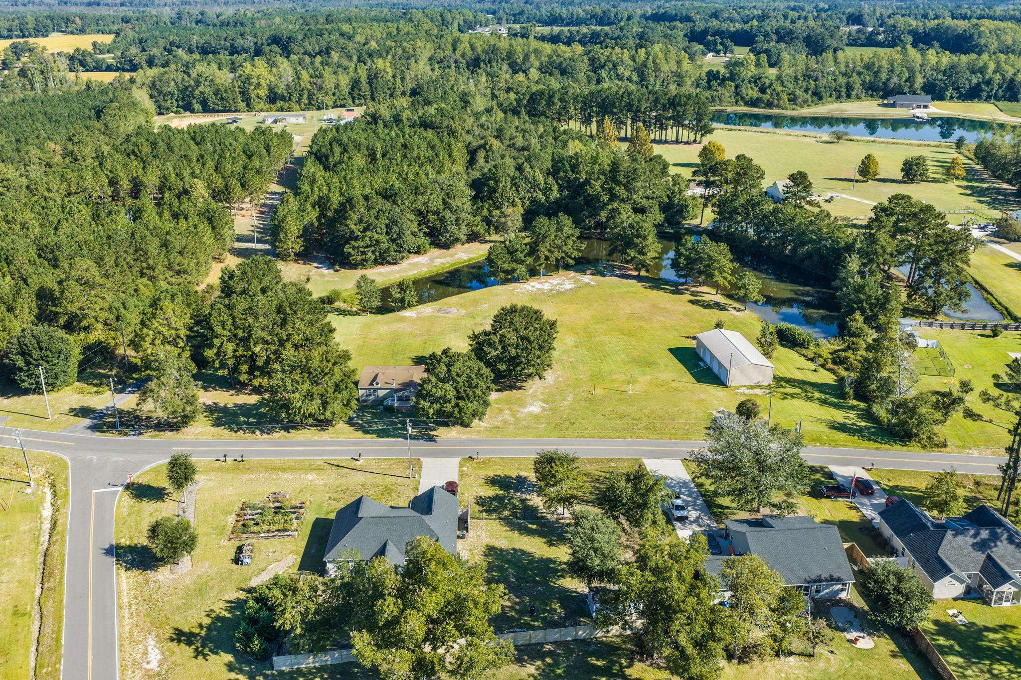 3286 B And S Rd. Property Photo 8