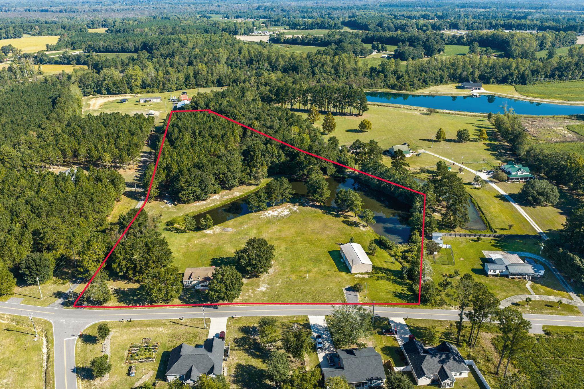 3286 B And S Rd. Property Photo 15