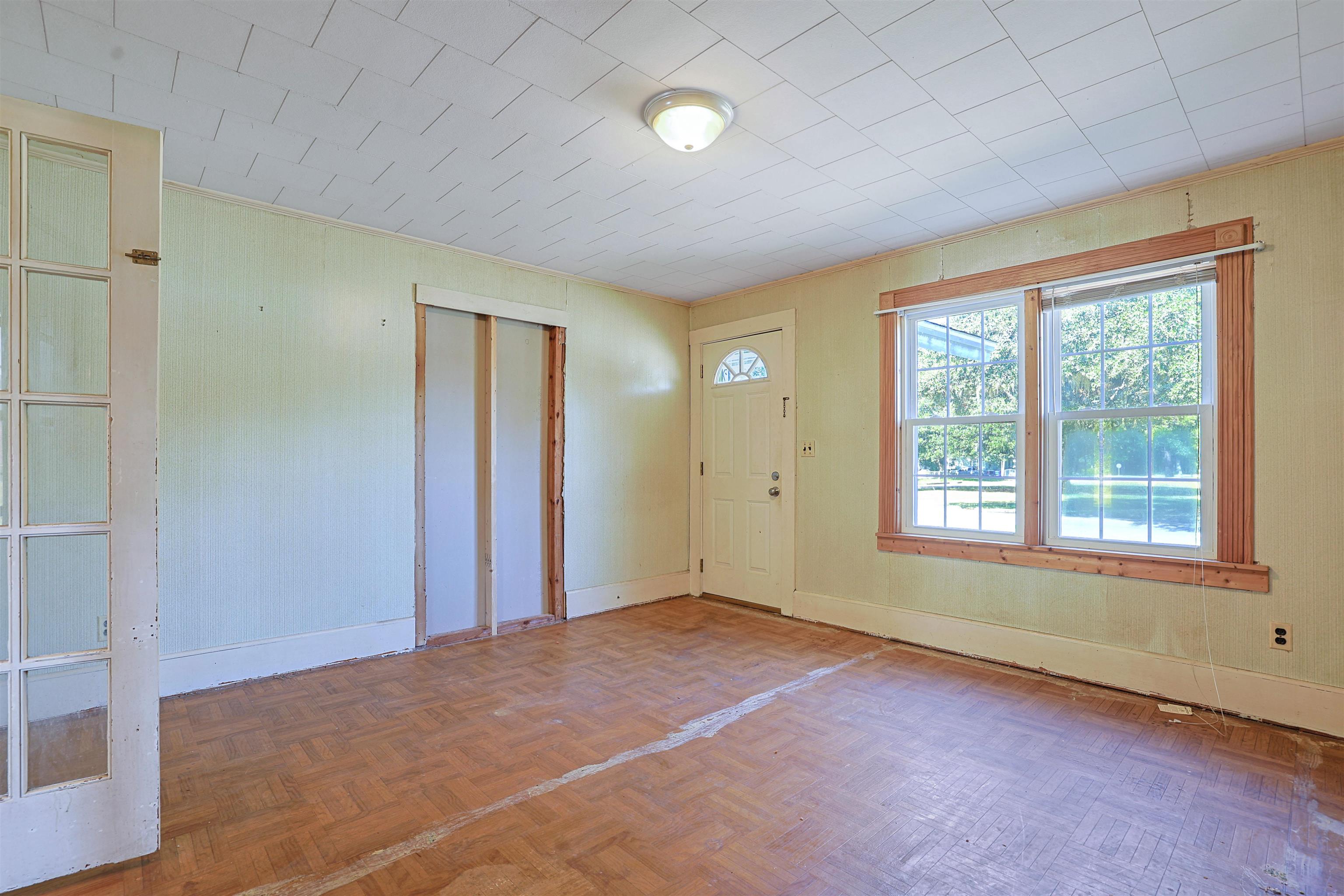 2507 9th Ave. Property Photo 9
