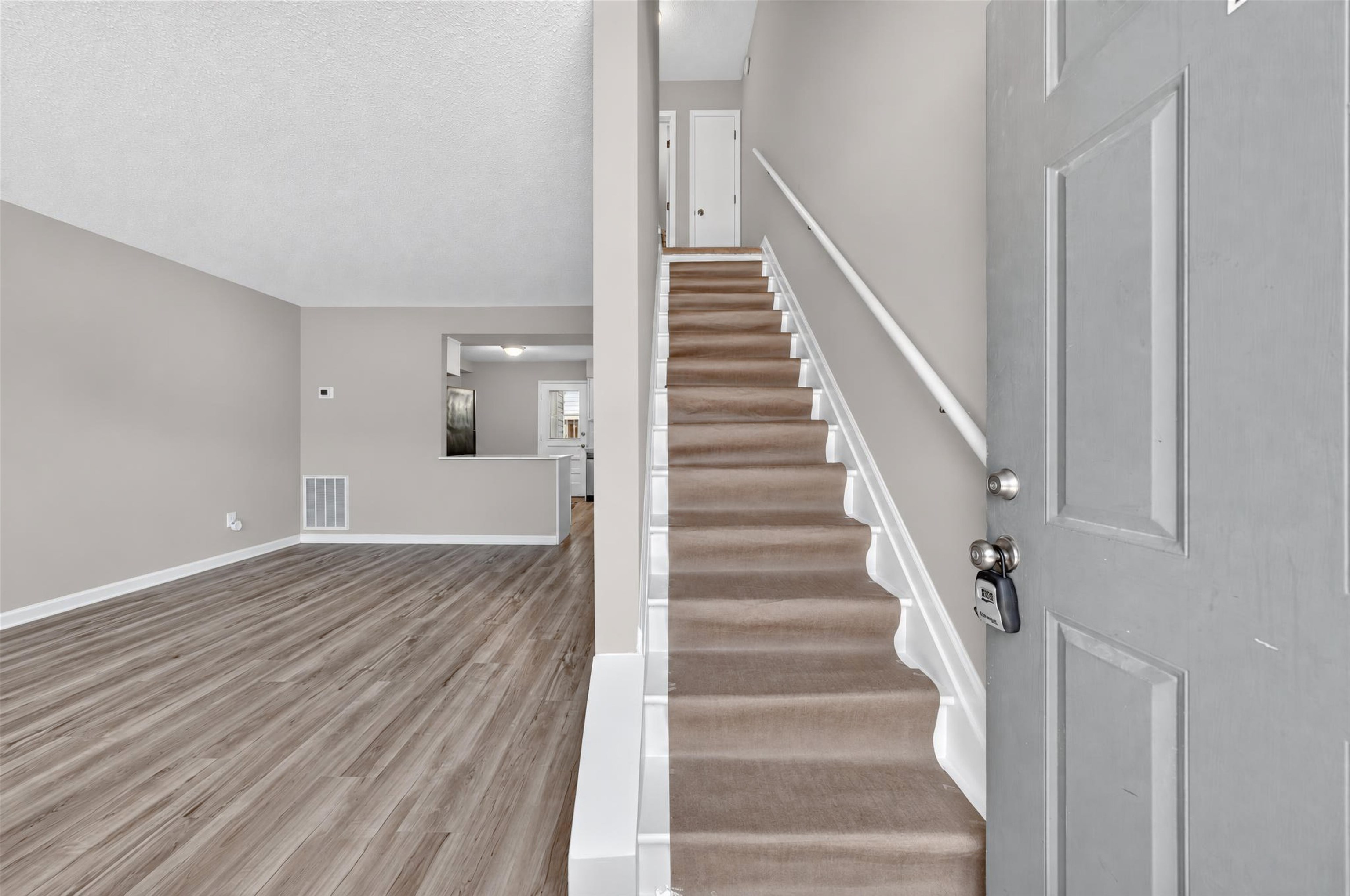 6310 Wedgewood St. Property Photo 39