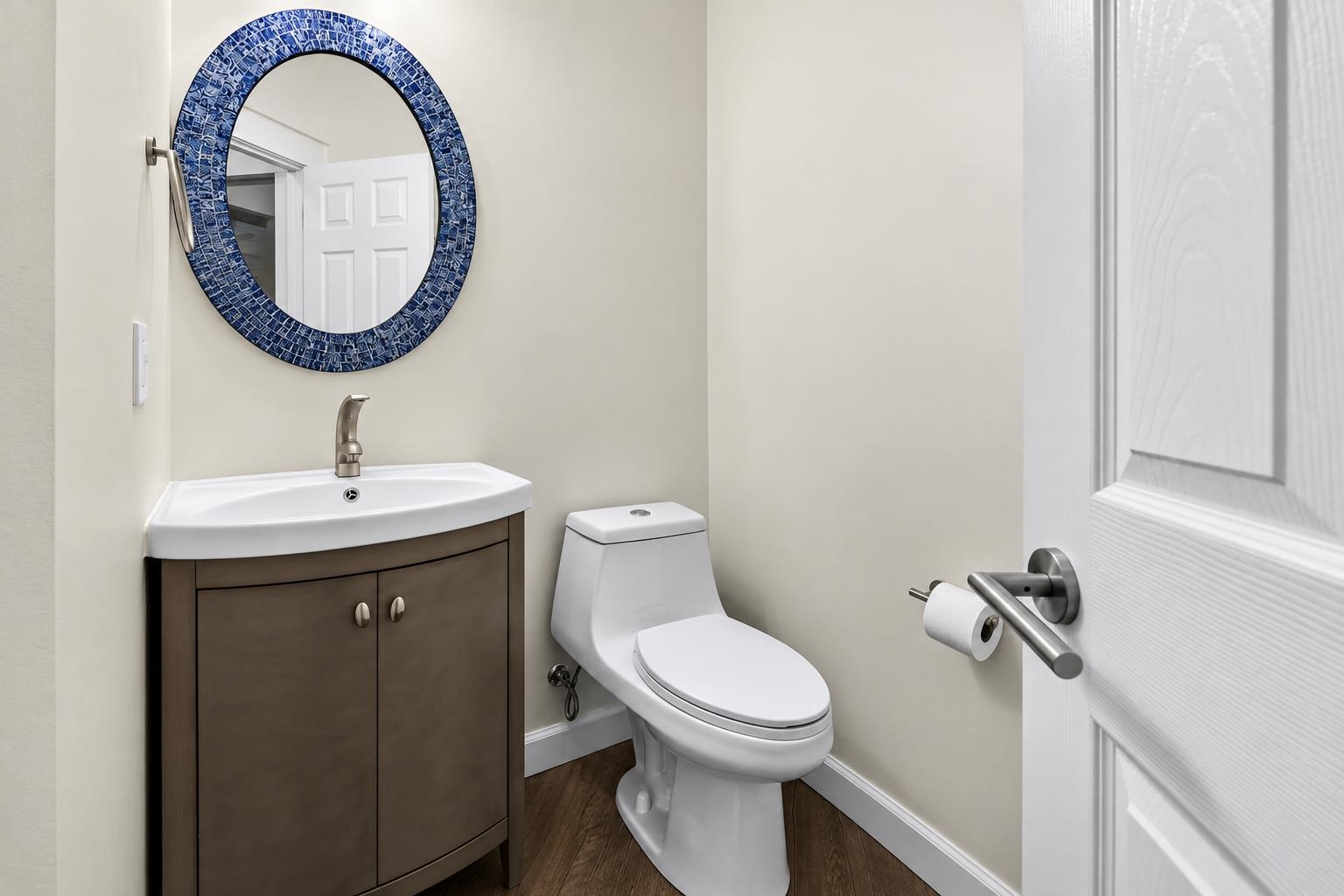 1142 Club Circle Dr. Property Photo 15