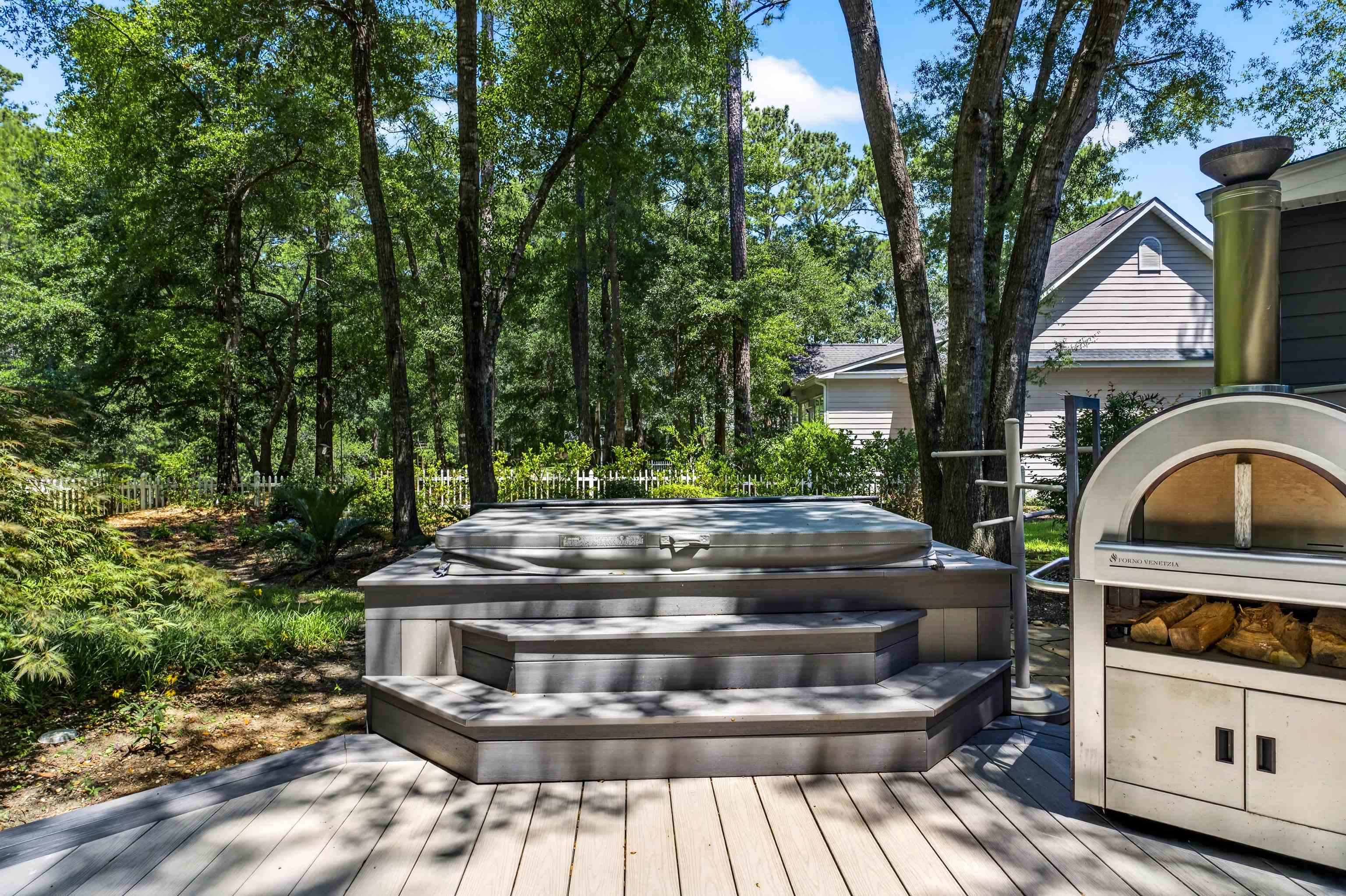 1142 Club Circle Dr. Property Photo 43