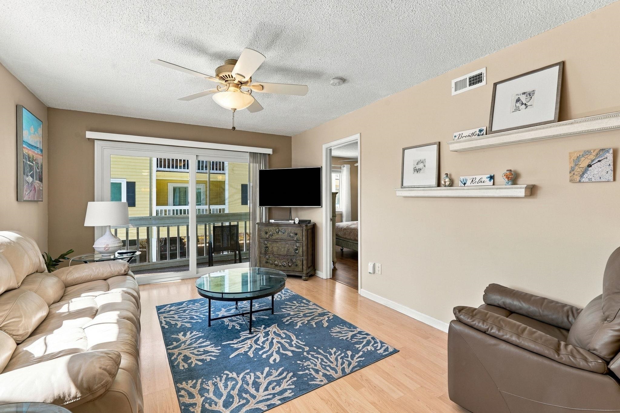 1425 N Waccamaw Dr. Property Photo 13