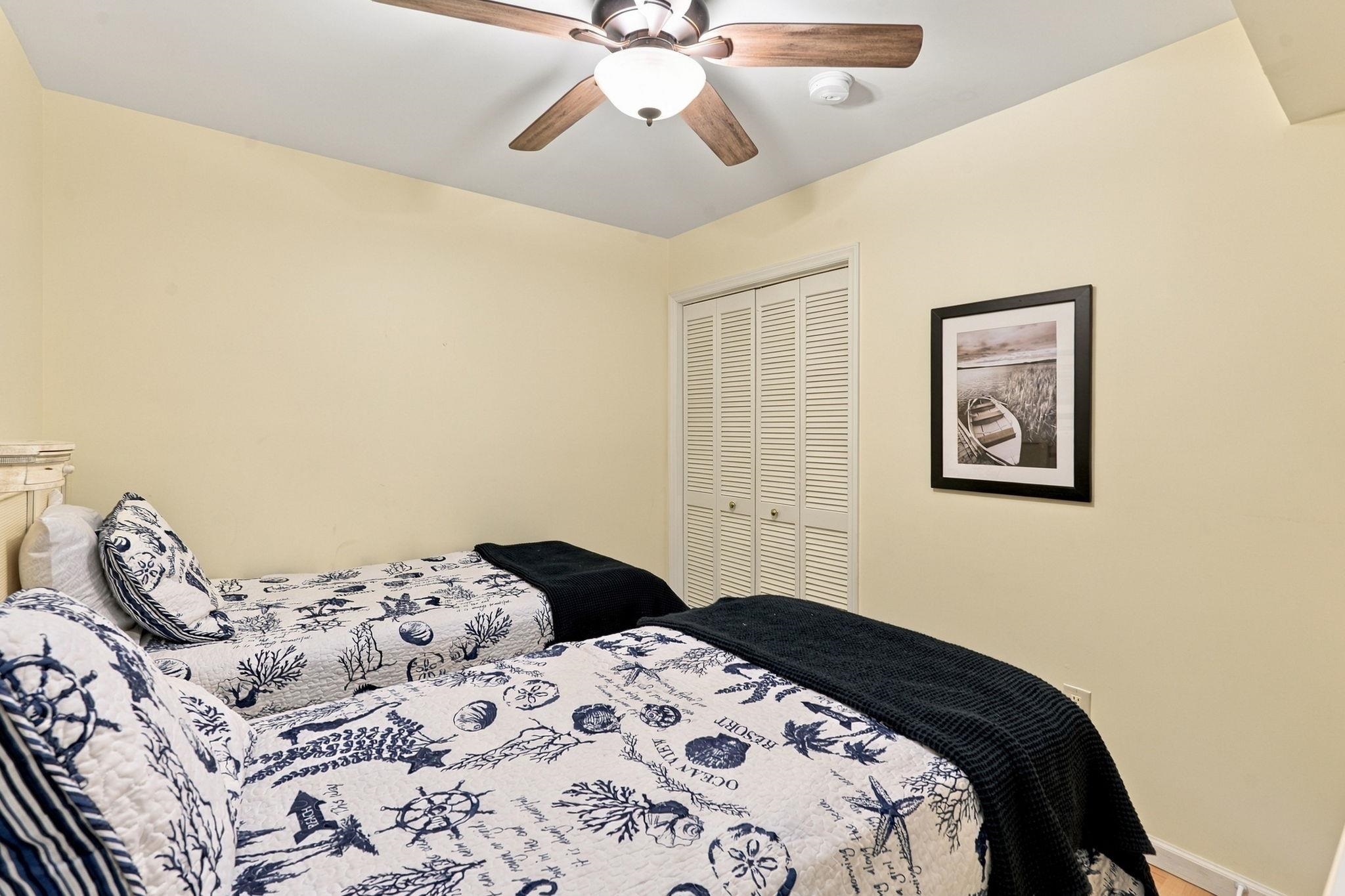 1425 N Waccamaw Dr. Property Photo 26