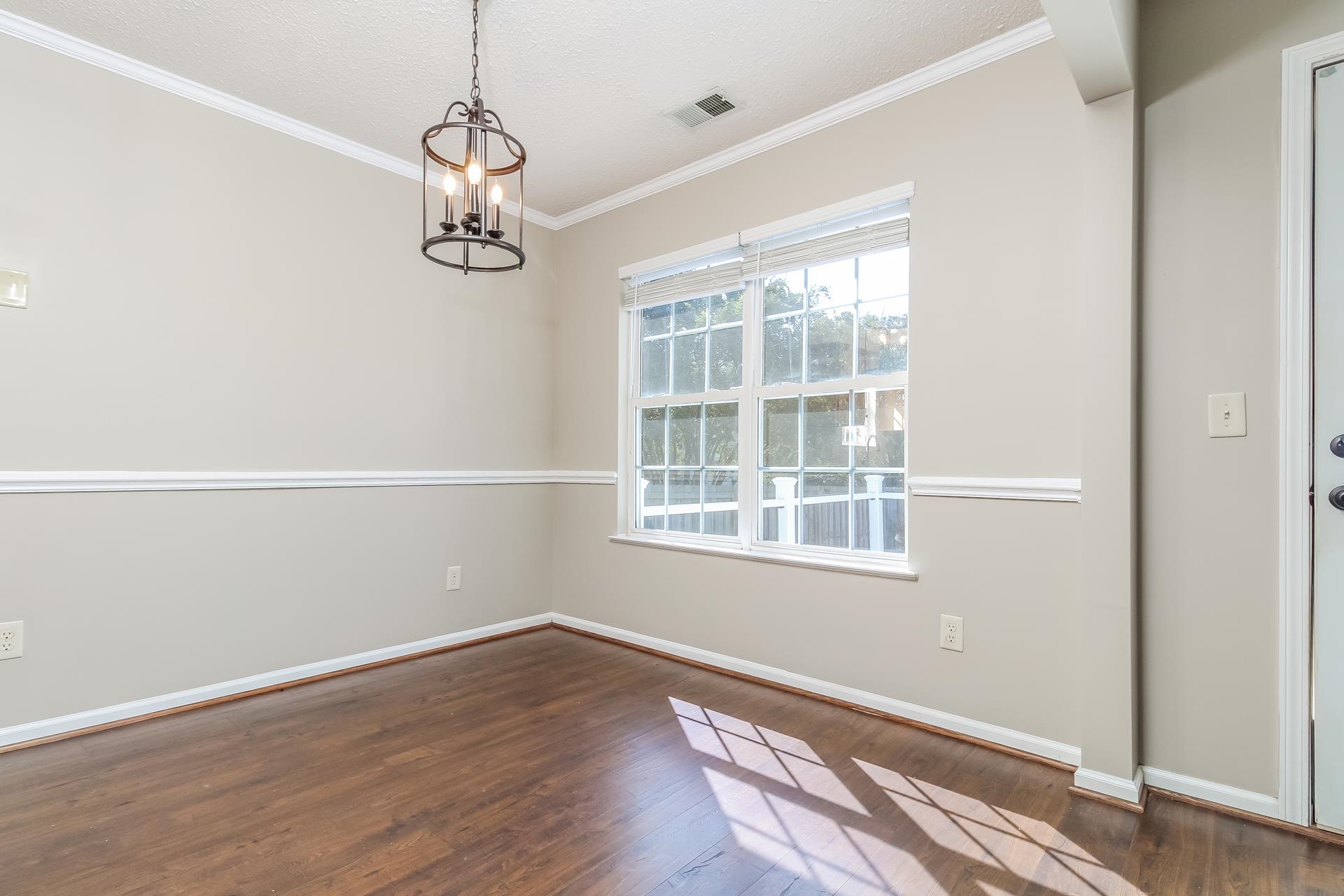 2753 Winterbrook Dr Property Photo 8