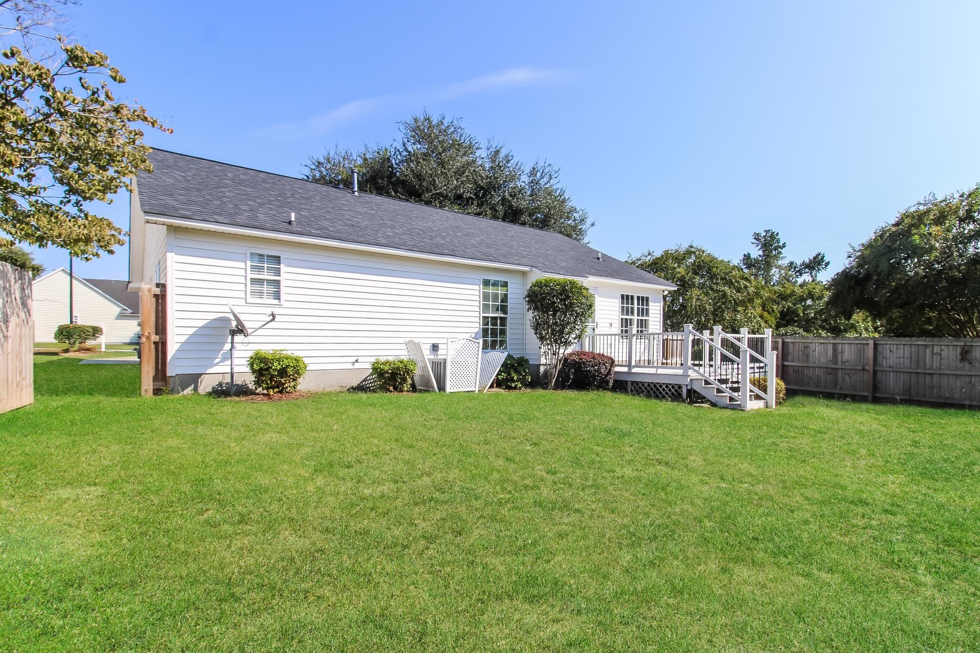 2753 Winterbrook Dr Property Photo 17