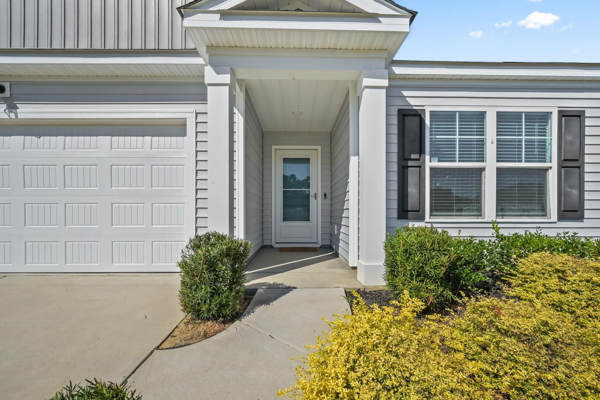 1031 Corn Husk Loop Property Photo 4