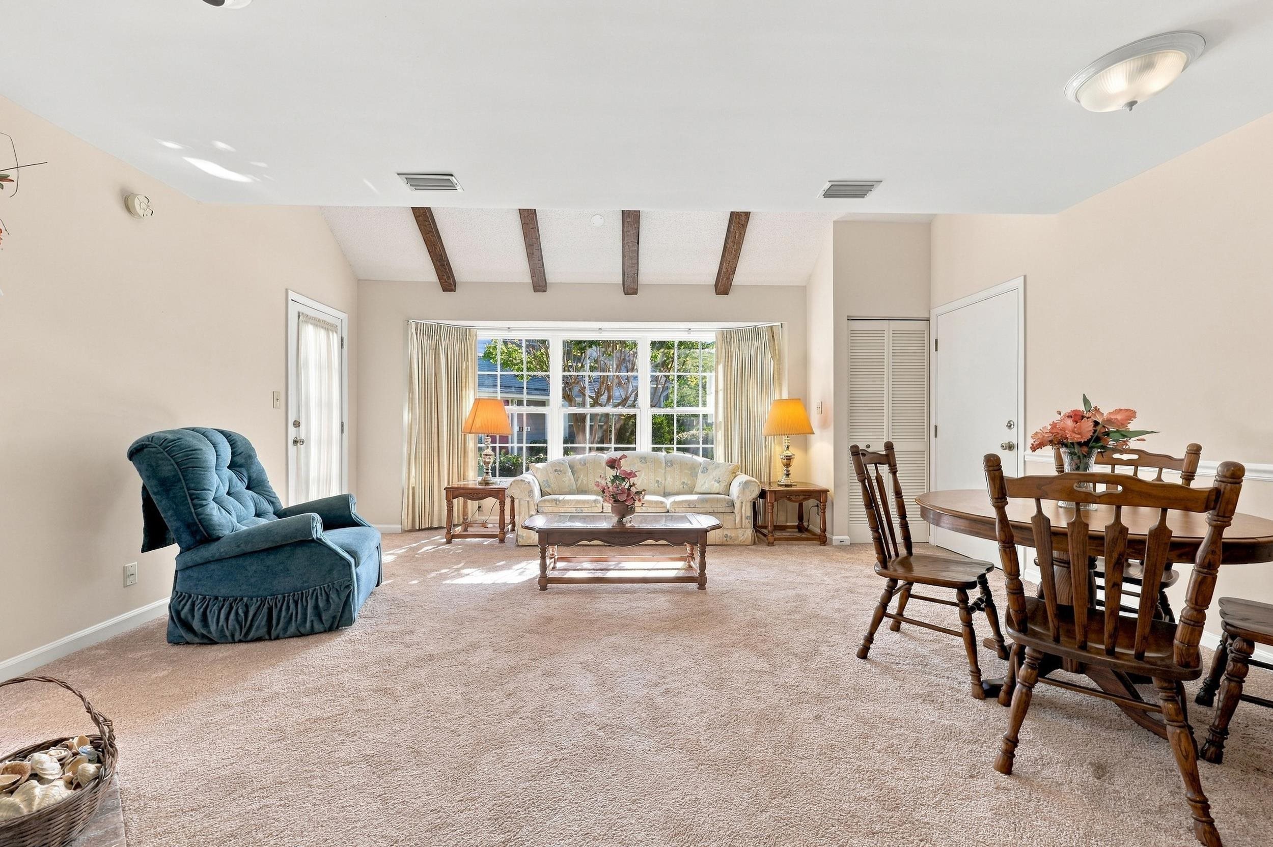 1205 Tiffany Ln. Property Photo 11