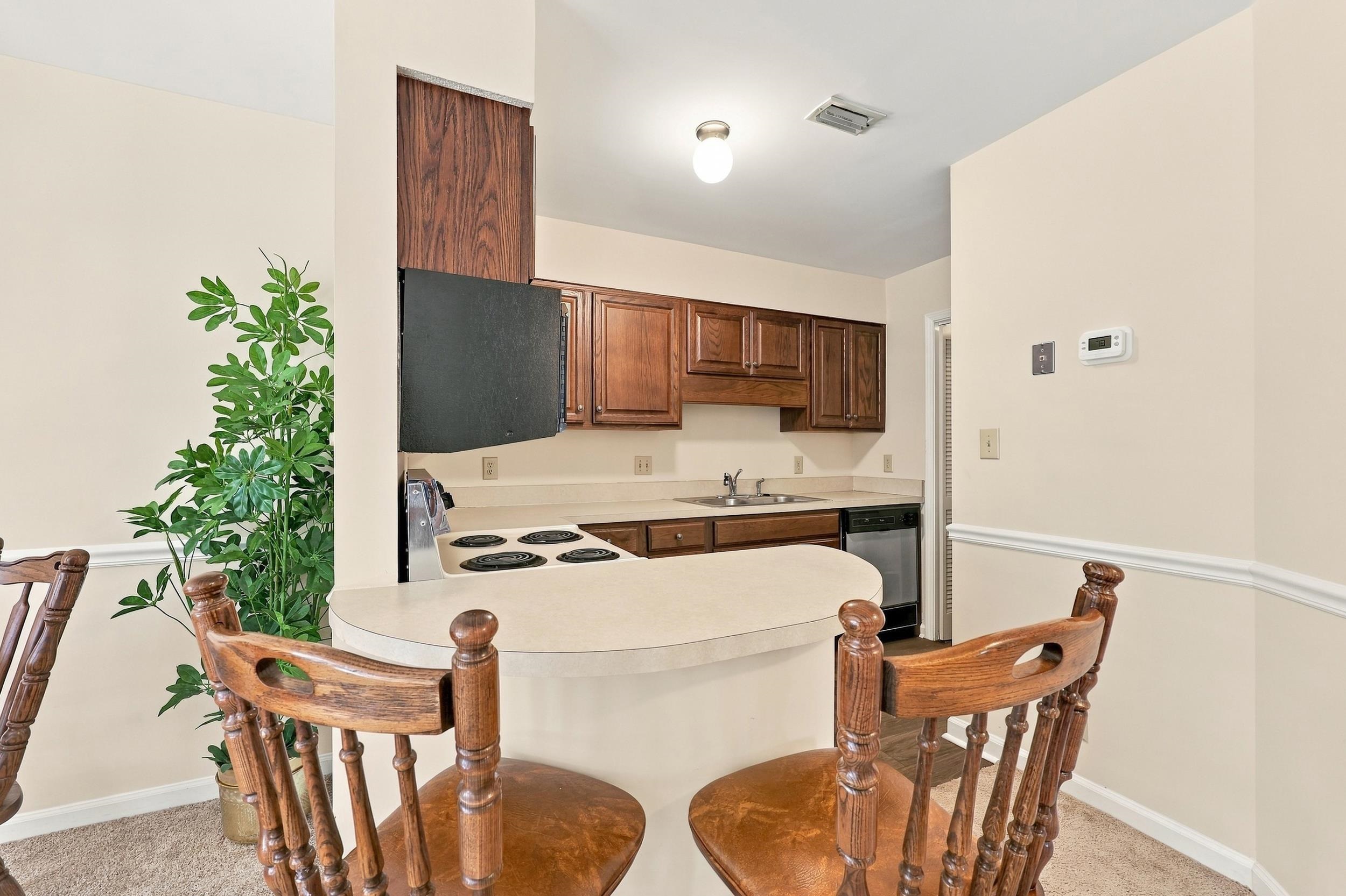 1205 Tiffany Ln. Property Photo 13