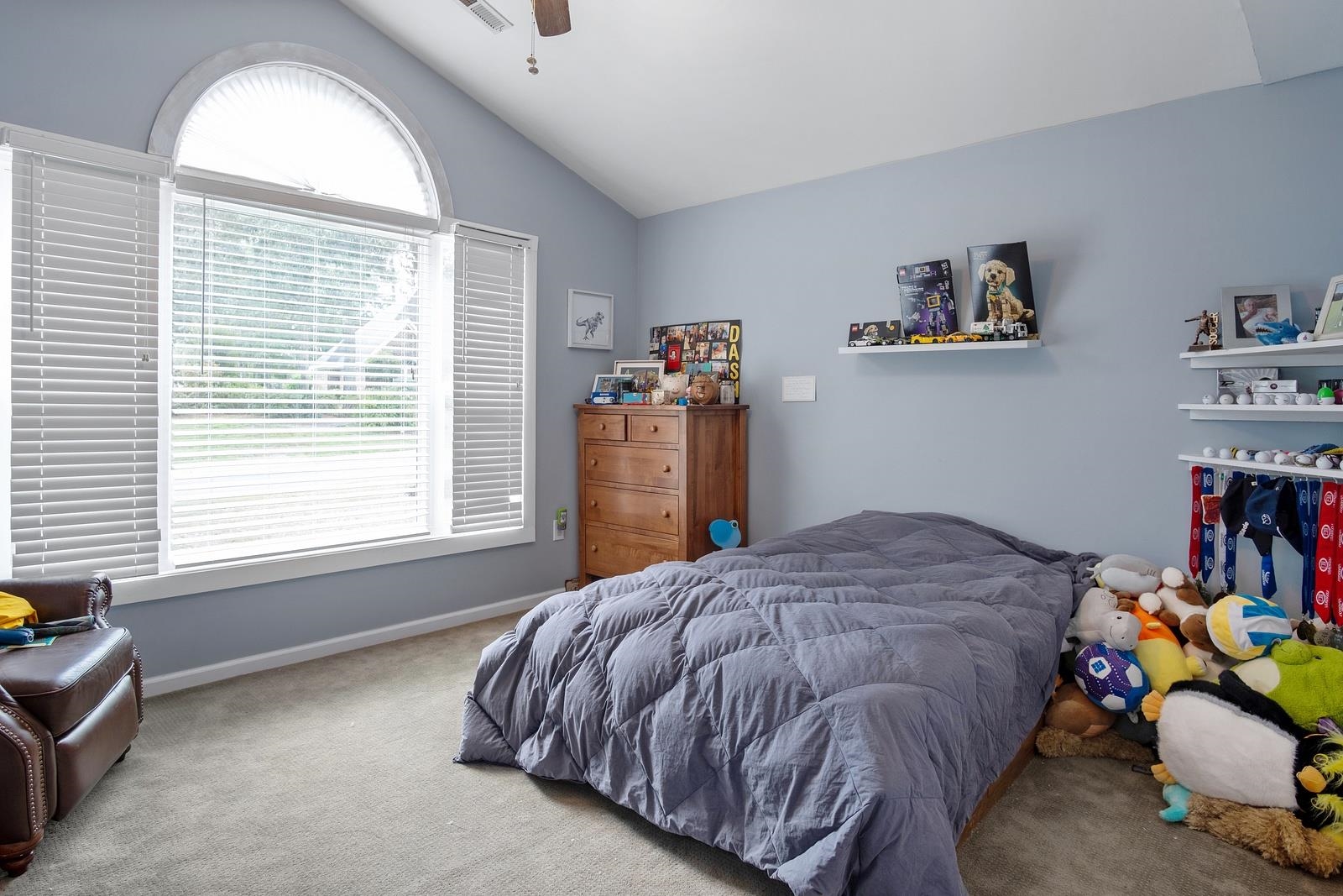 3099 Kings Ct. Property Photo 37