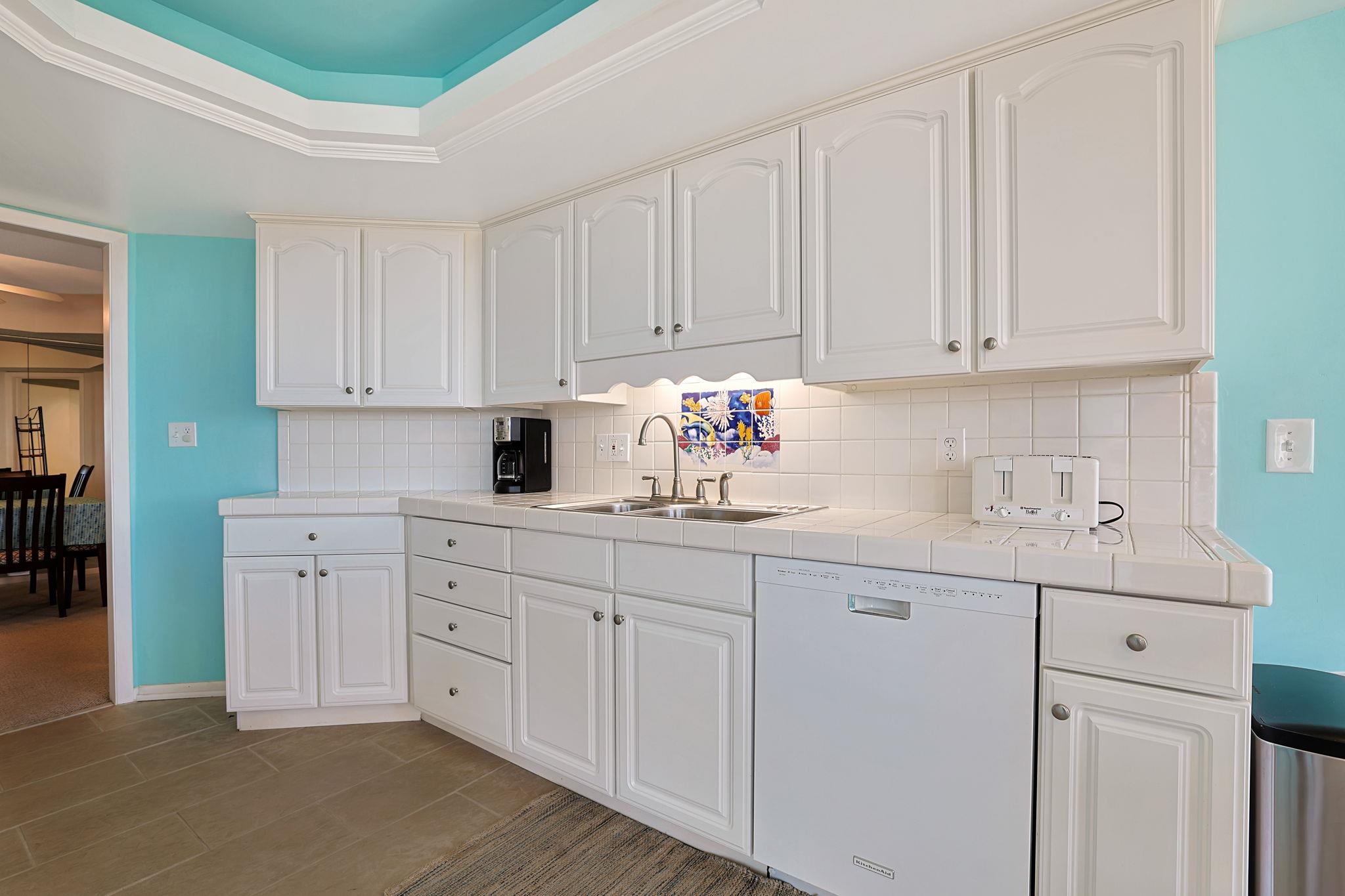 9650 Shore Dr. Property Photo 10