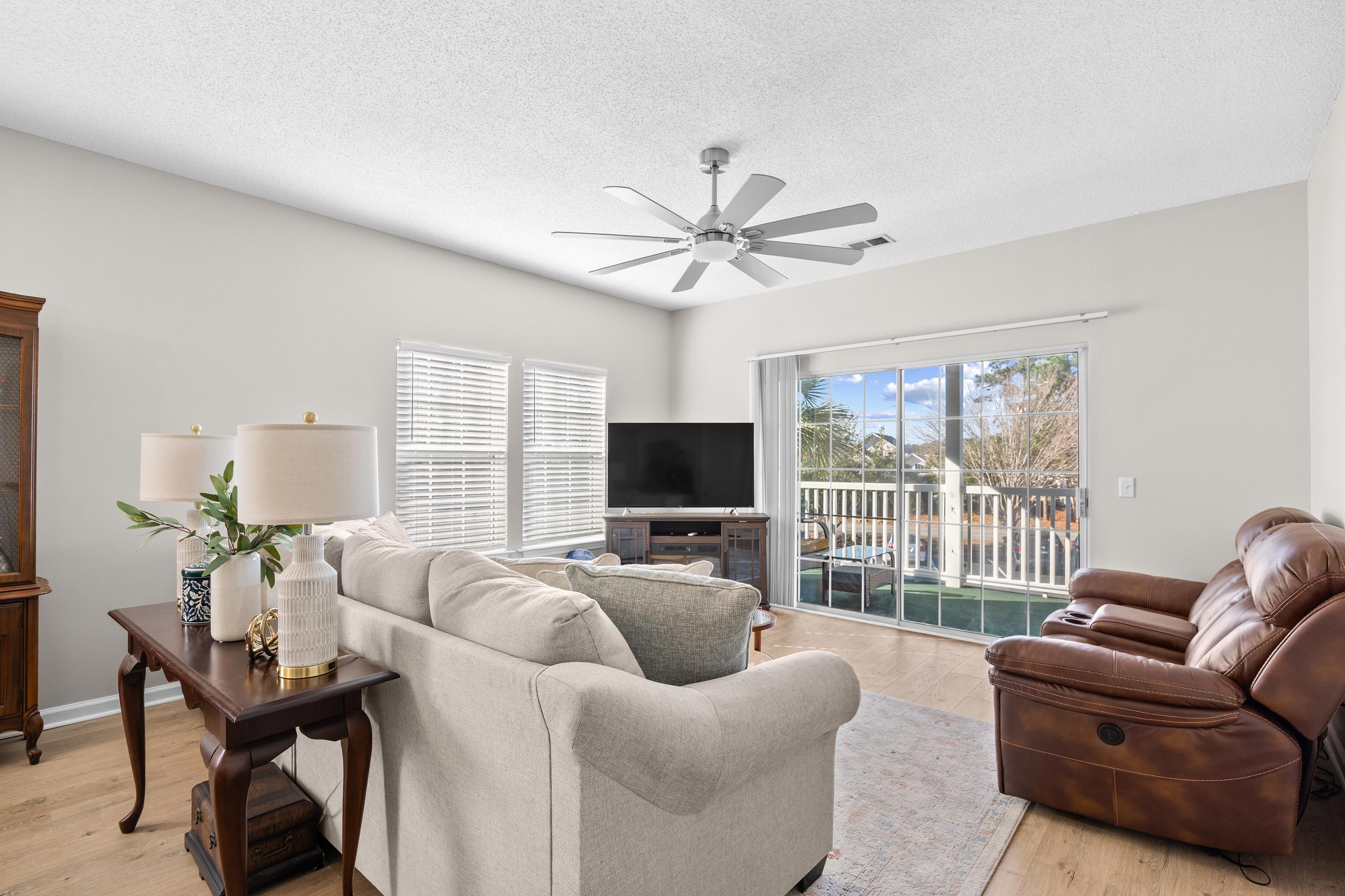 2030 Cross Gate Blvd Property Photo 16