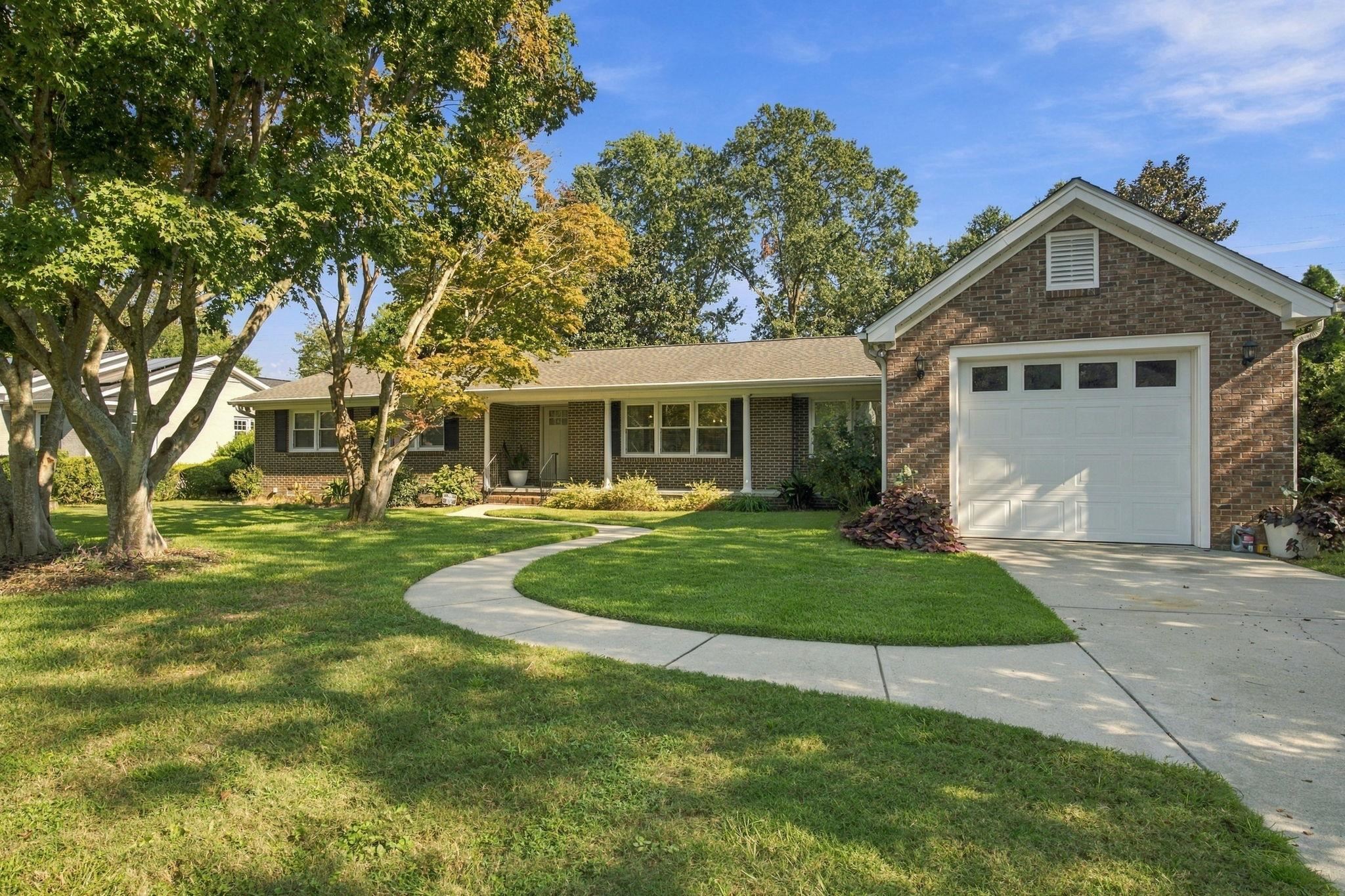 7604 Briarwood Dr. Property Photo 1