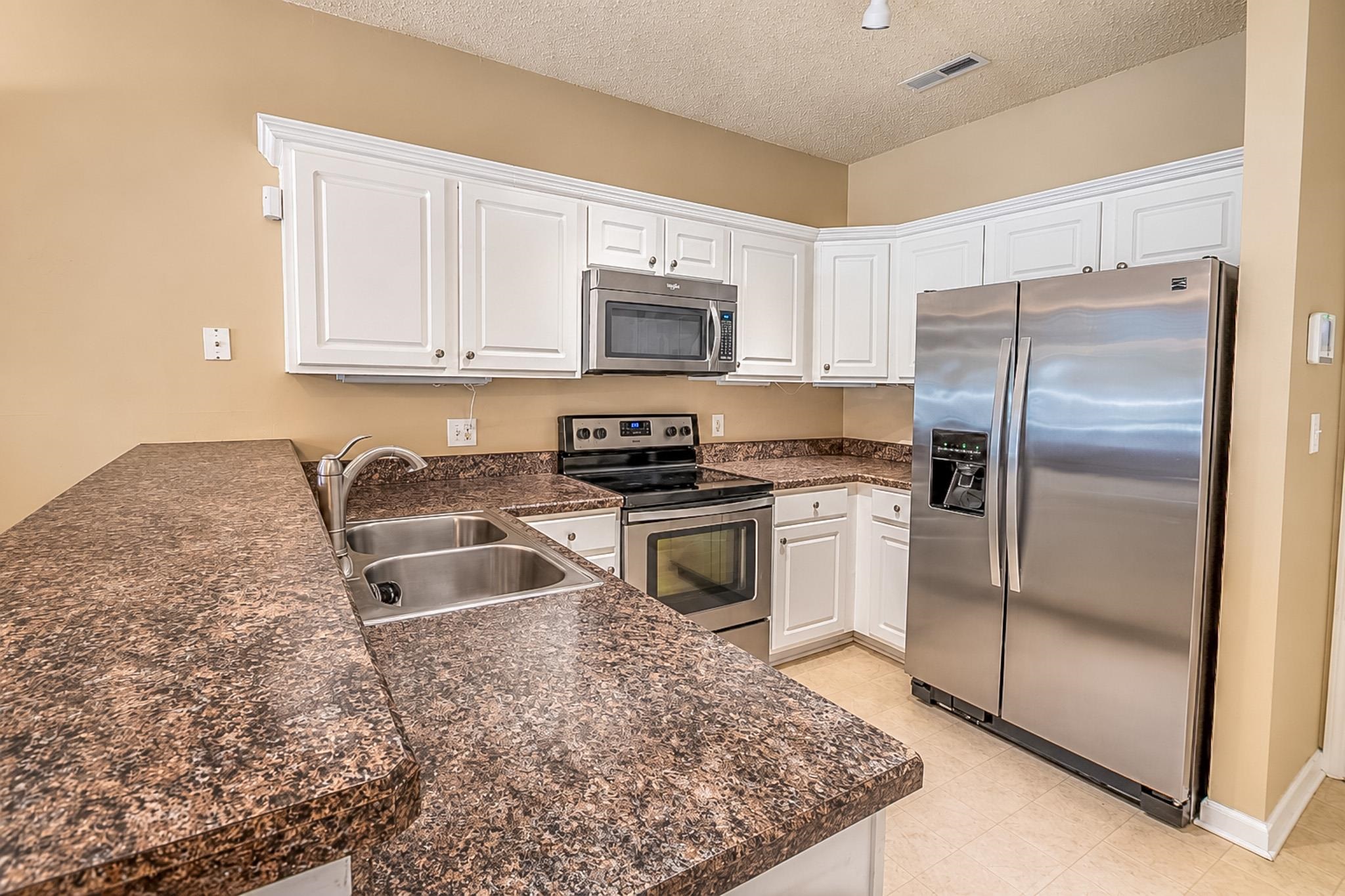 248 Sun Colony Blvd. Property Photo 4