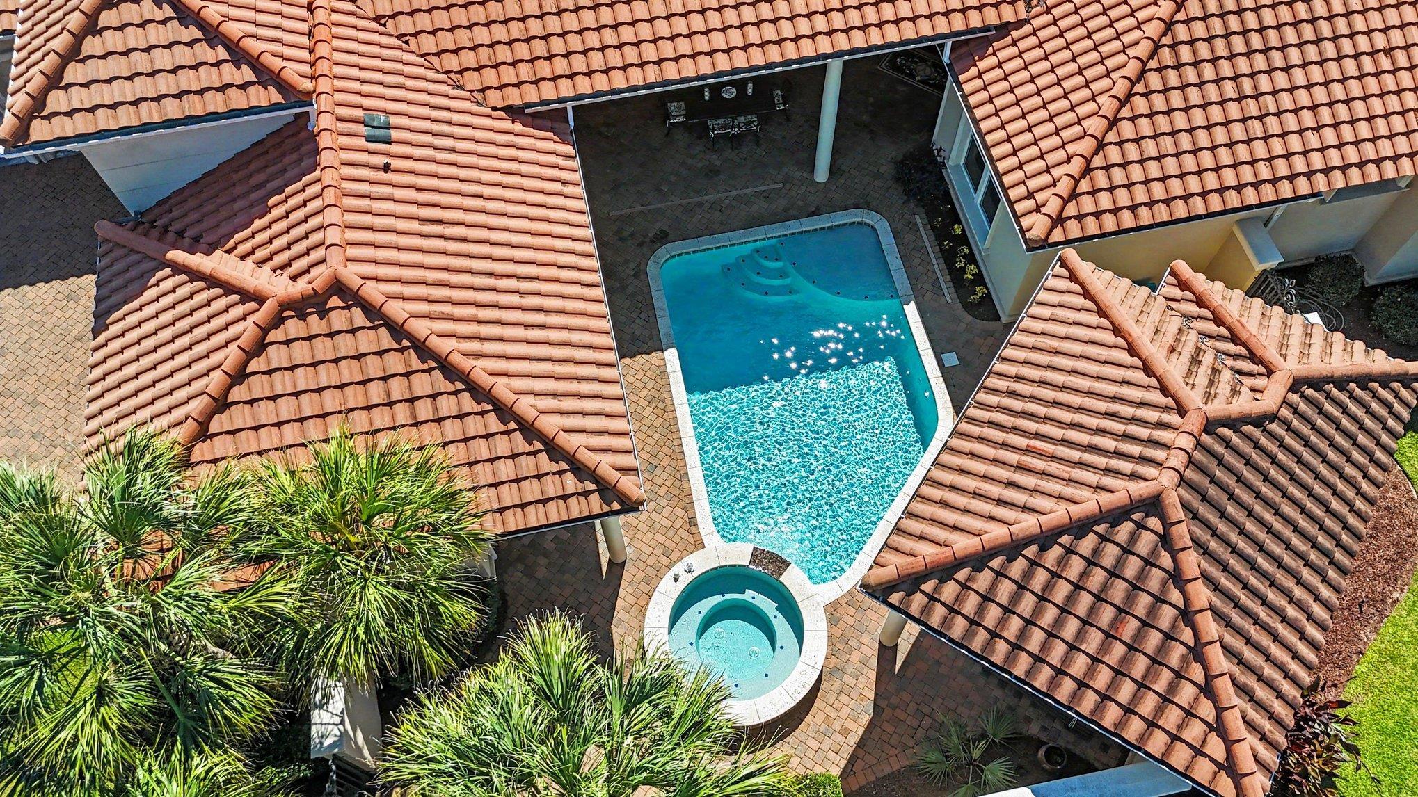 9911 Bellasera Circle Property Photo 11